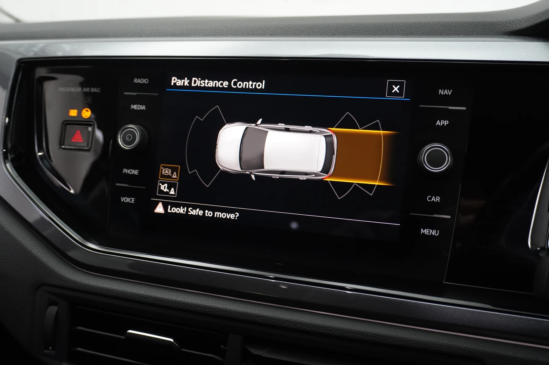 Volkswagen-Polo-image-25