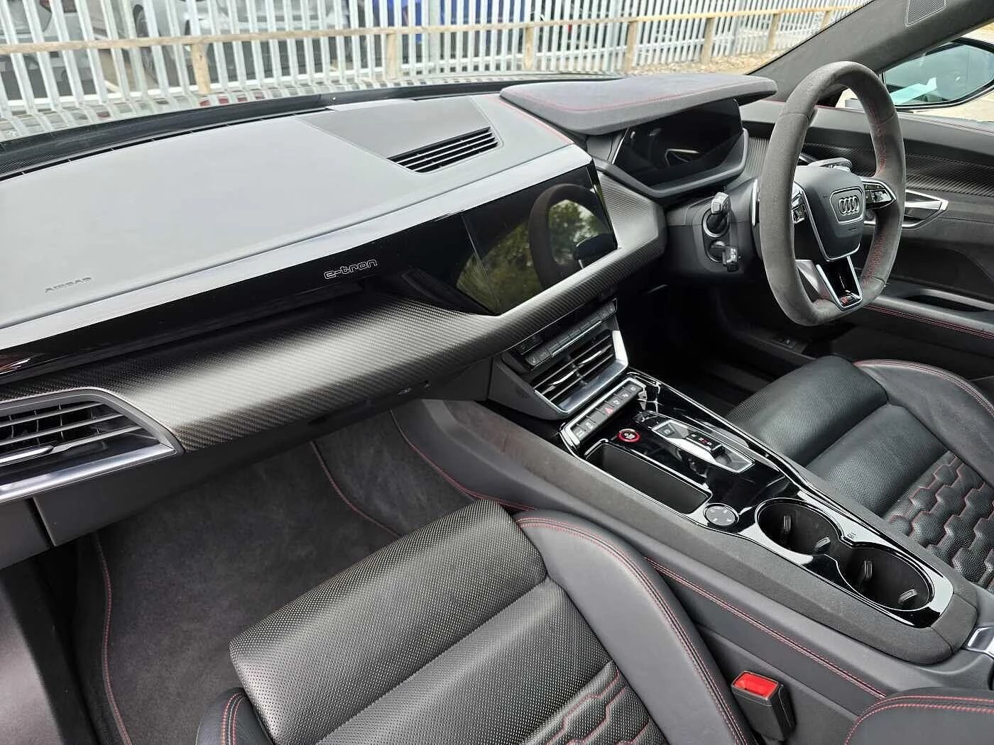 Audi-e-tron GT-image-1