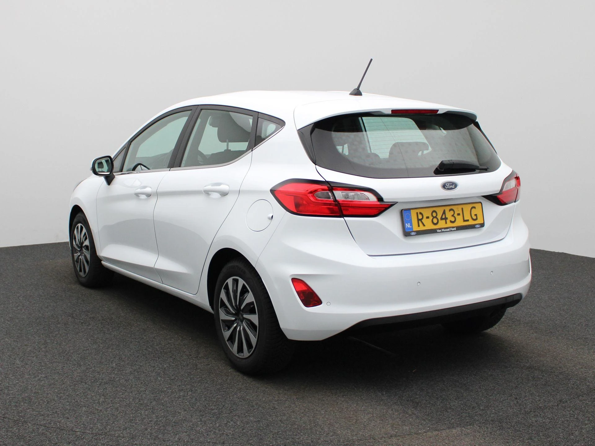 Ford-Fiesta-image-1