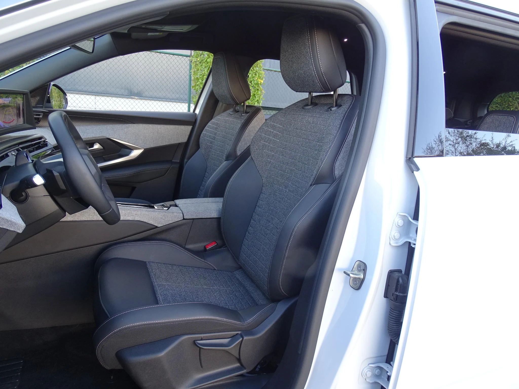 Peugeot-5008-image-10
