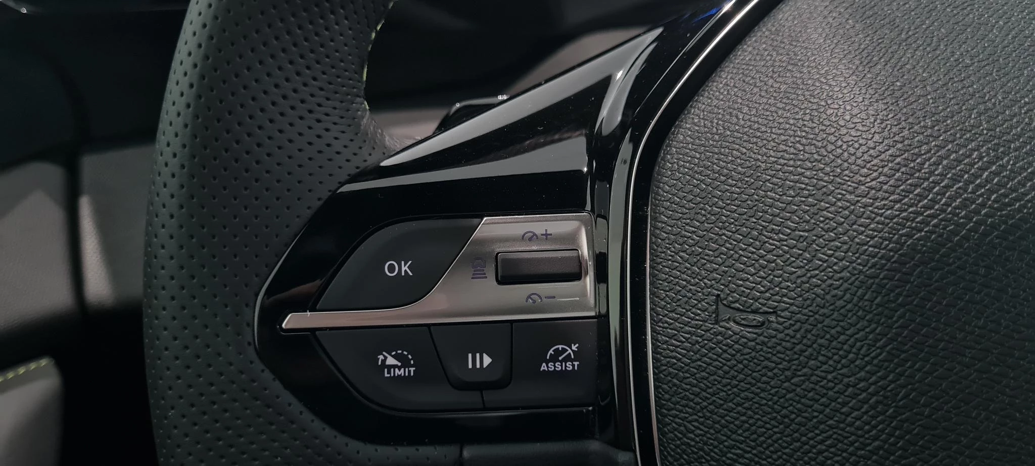 Peugeot-308-image-16