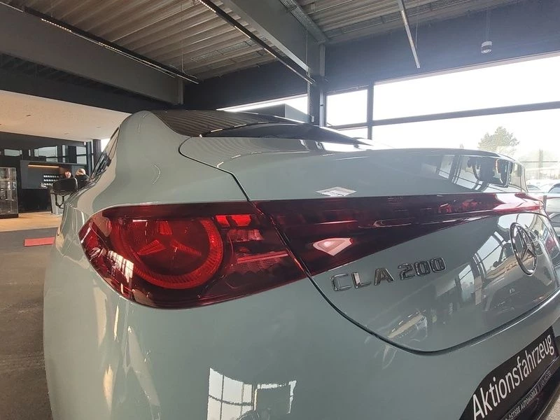 Mercedes-Benz CLA 200 AMG NIGHT PANO WINTER-PAK MULTIBEAM 19-Z AMG Line