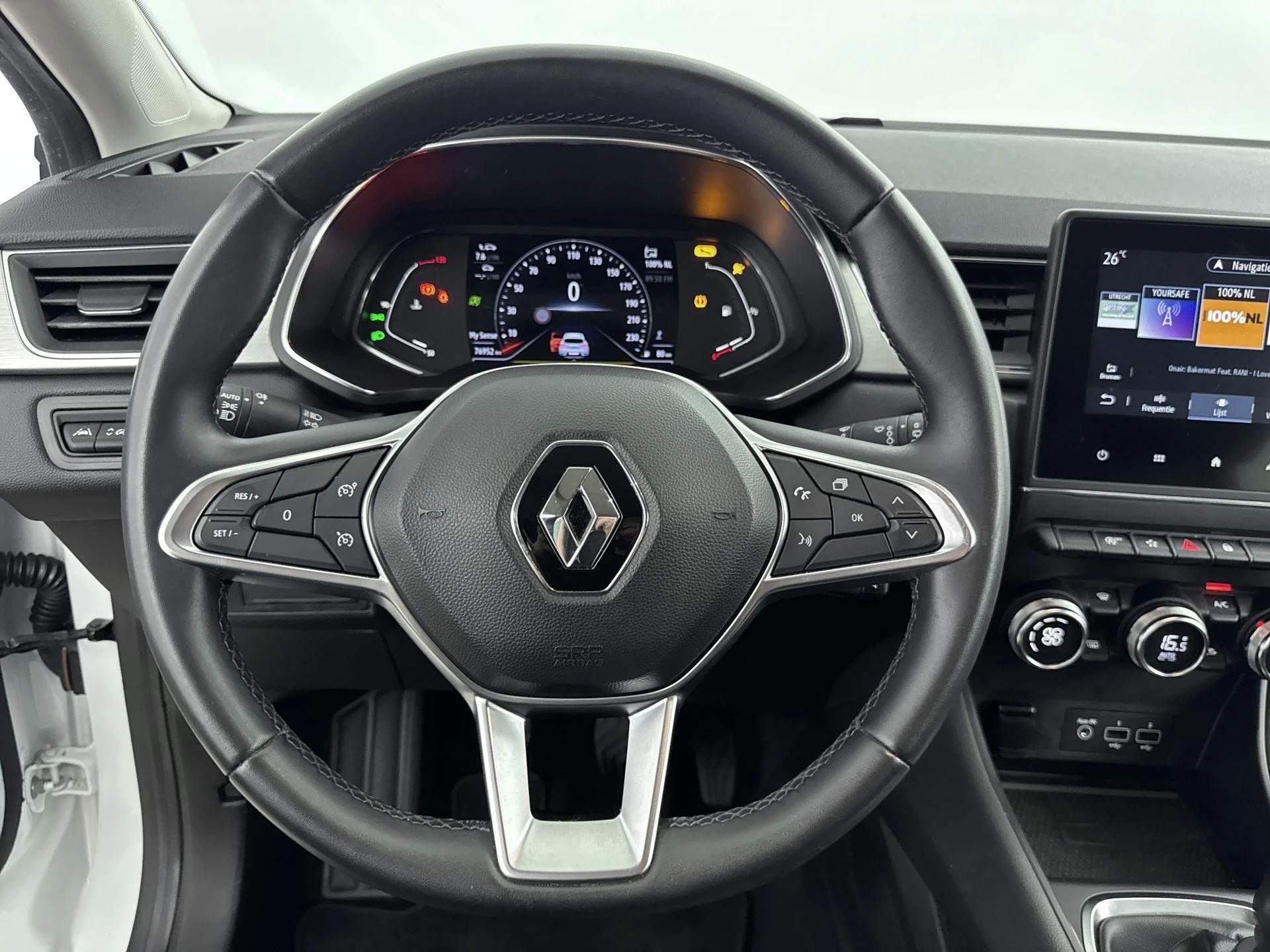 Renault-Captur-image-9
