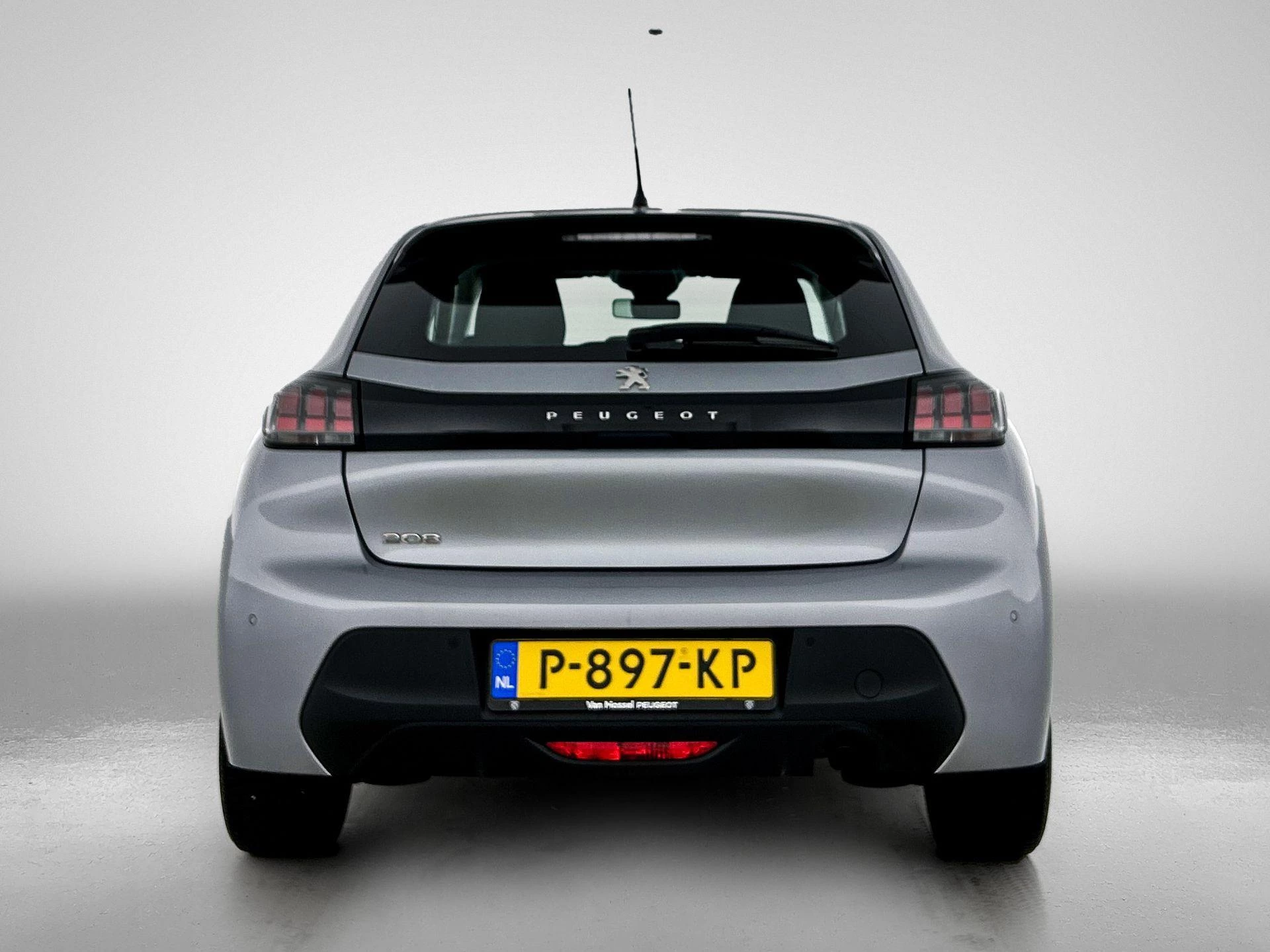 Peugeot-208-image-2