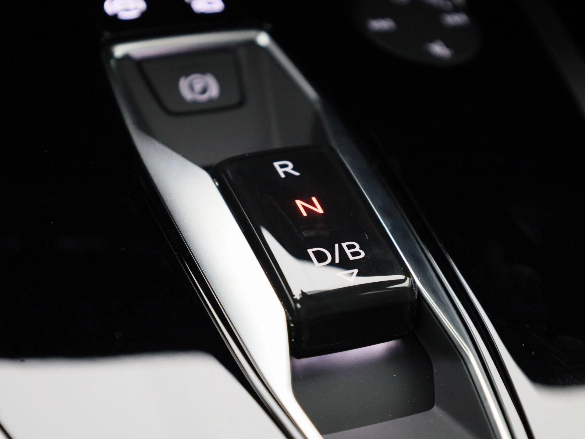 Audi-Q4 e-tron-image-21