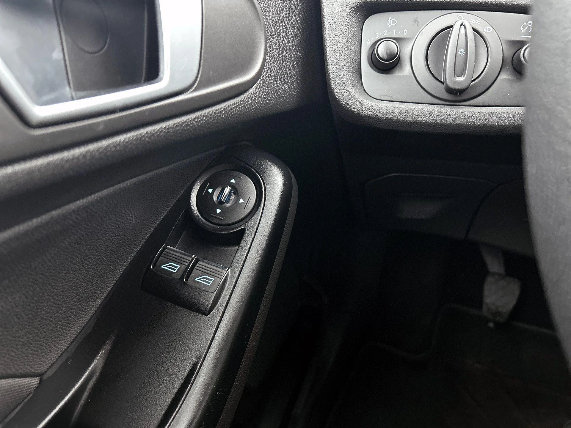 Ford-Fiesta-image-27