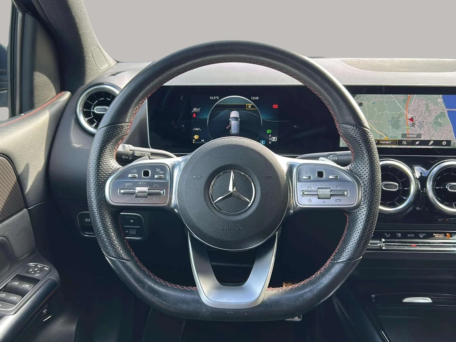 Mercedes-Benz-B-Klasse-image-13