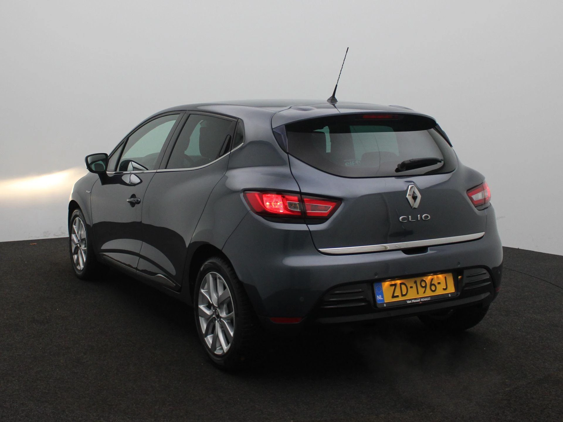Renault-Clio-image-1