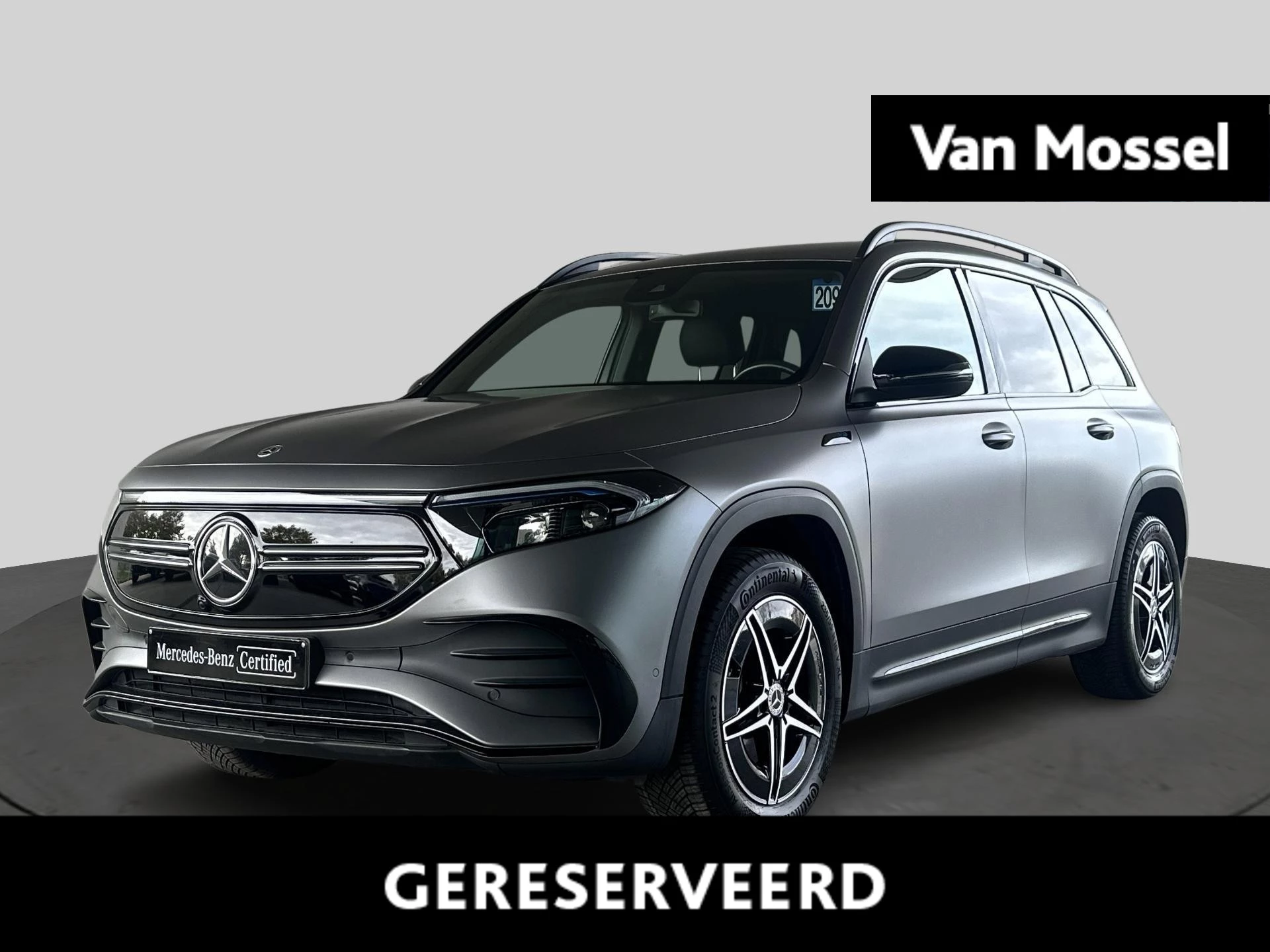 Mercedes-Benz-EQB-image-0