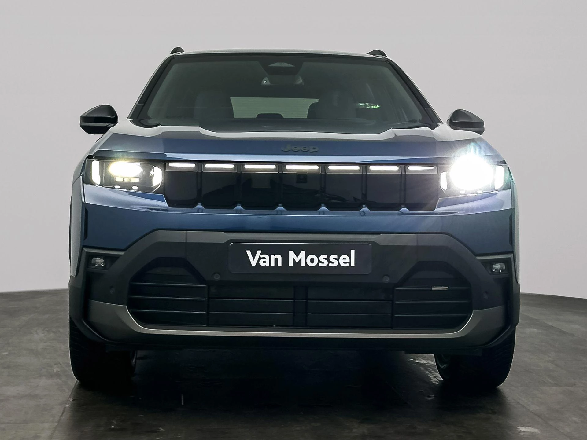 Jeep Compass 74kwh First Edition