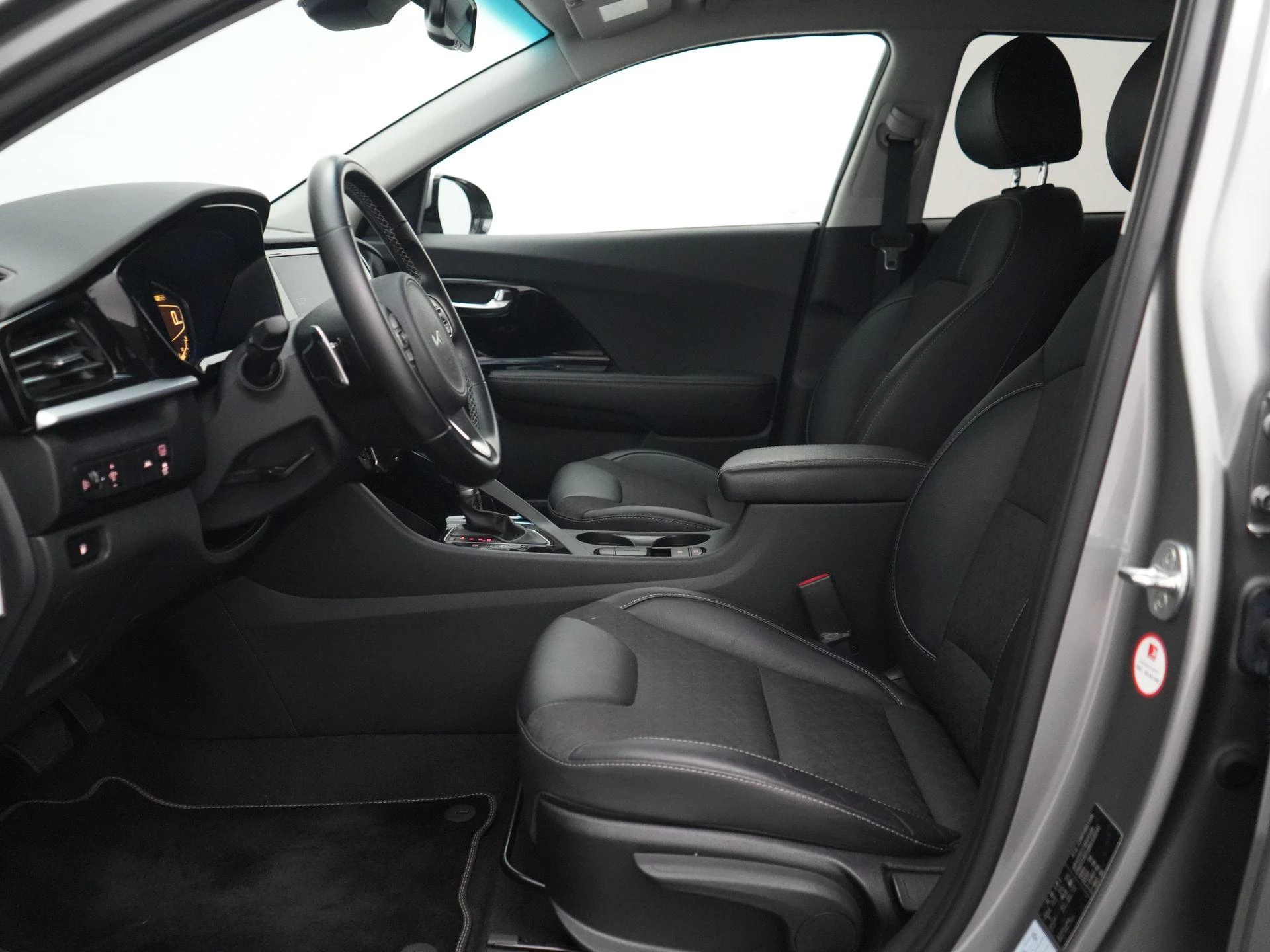 Kia-Niro-image-28