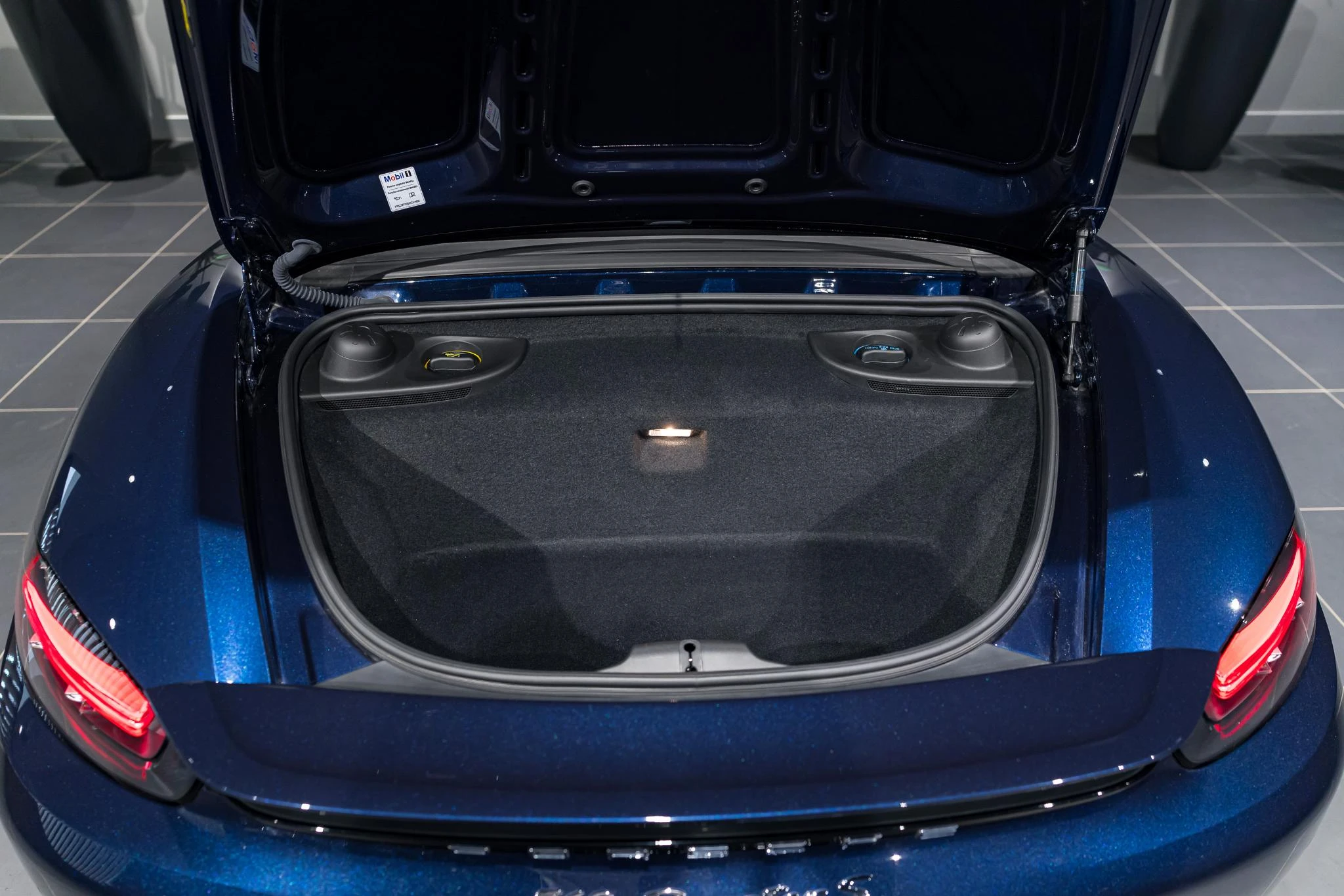 Porsche-718-image-16