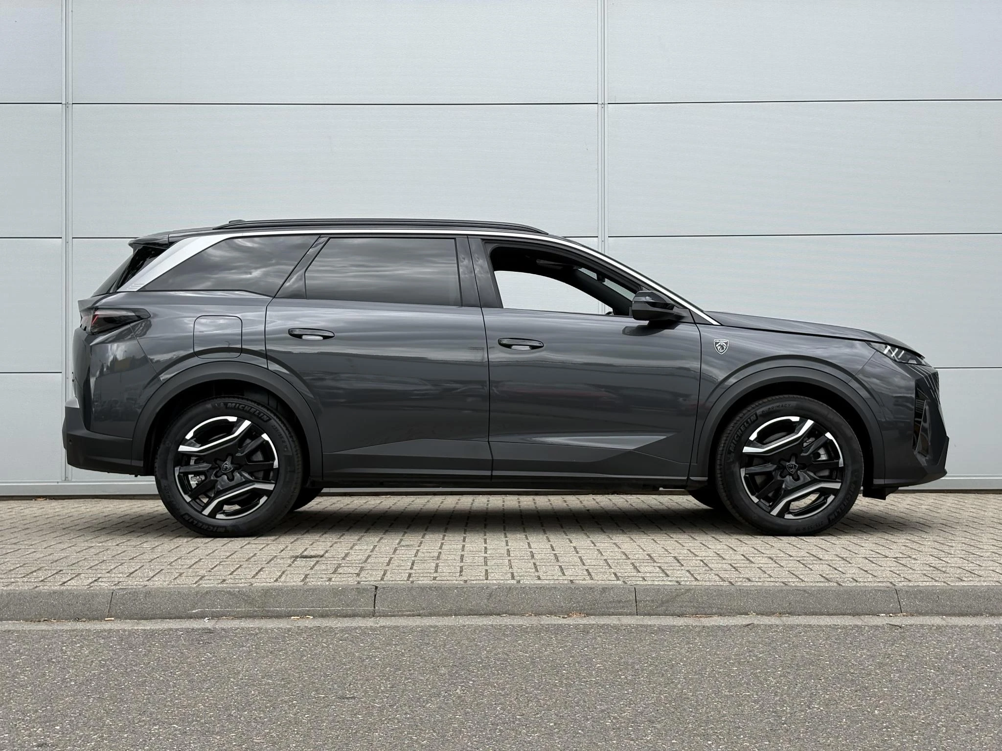 Peugeot-5008-image-6