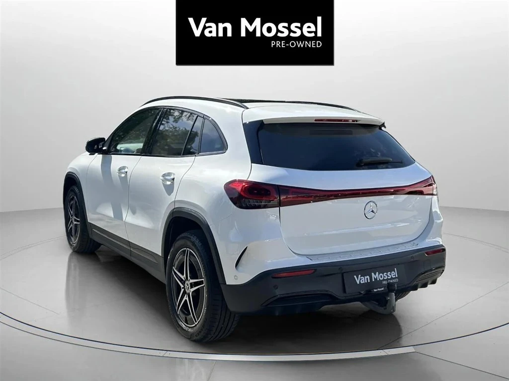 Mercedes-Benz-EQA-image-6