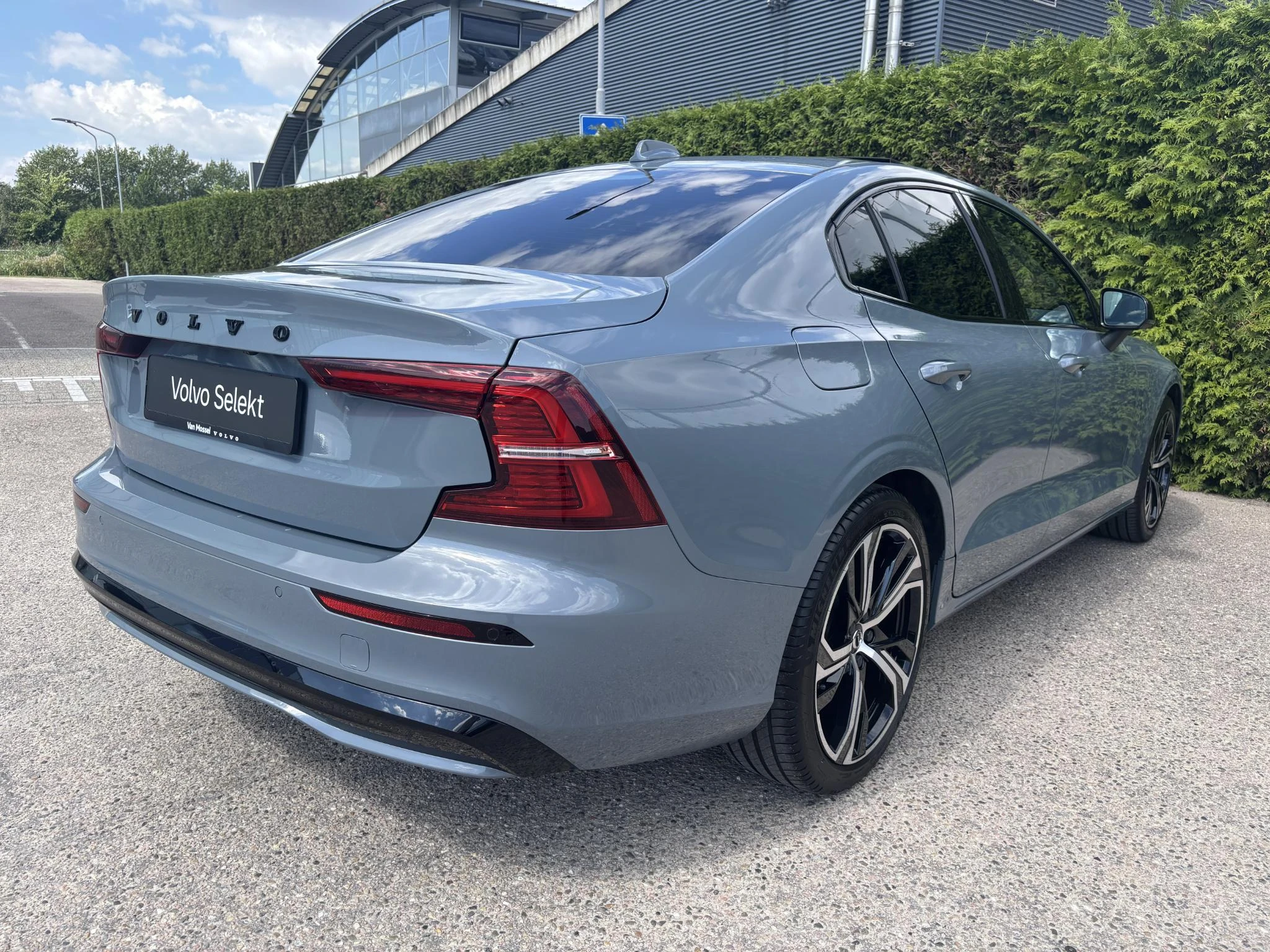 Volvo-S60-image-17