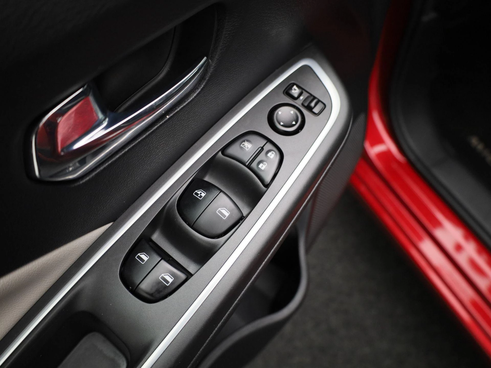 Nissan-Micra-image-25