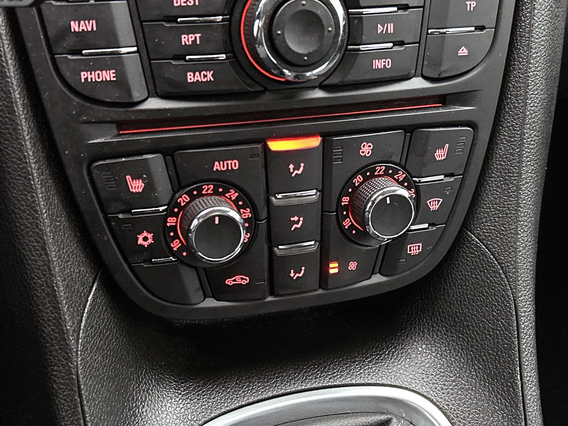 Opel-Meriva-image-15