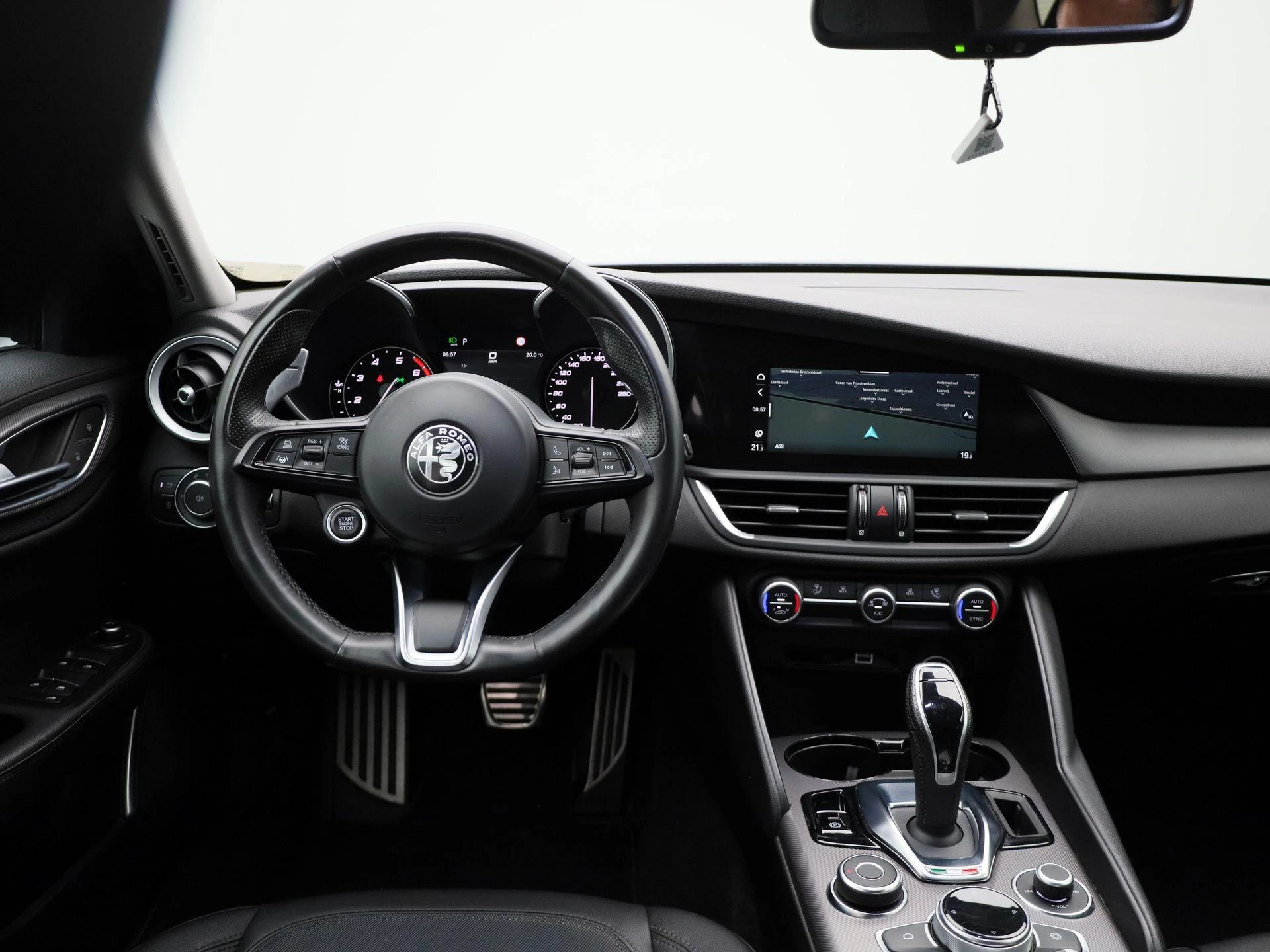 Alfa Romeo Giulia 2.0 TB 200 Sprint AUTO