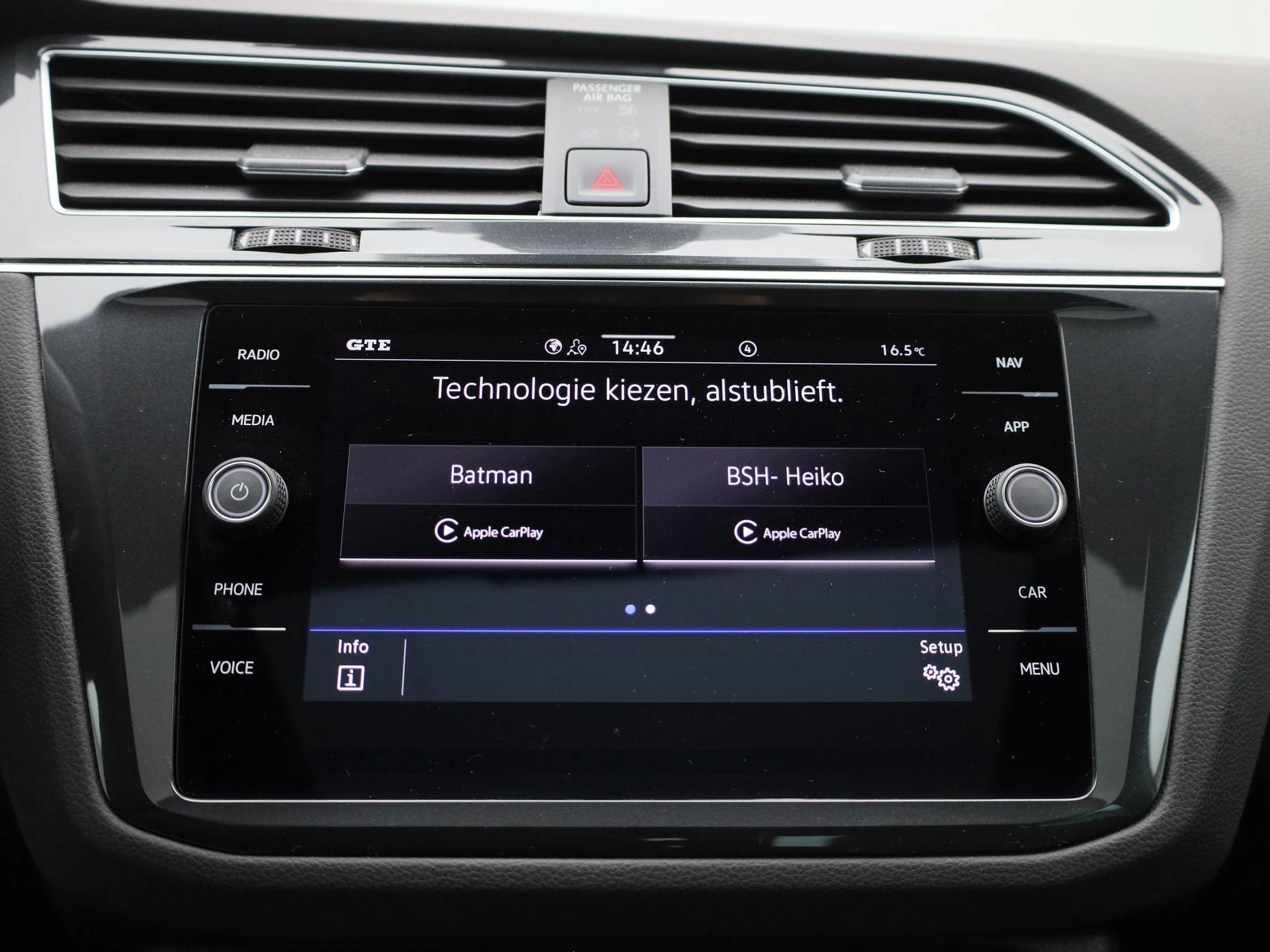 Volkswagen-Tiguan-image-23
