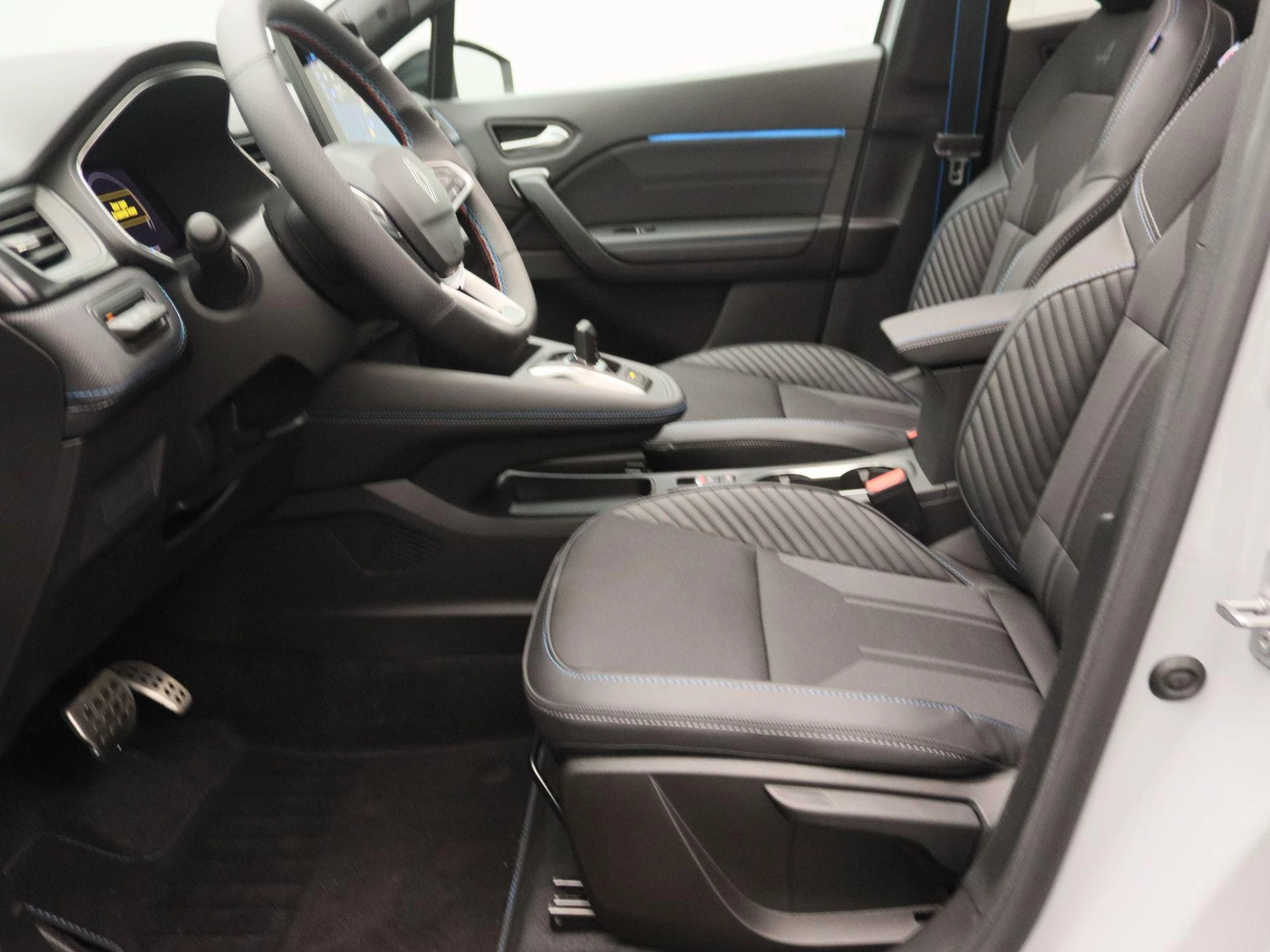 Renault-Captur-image-12