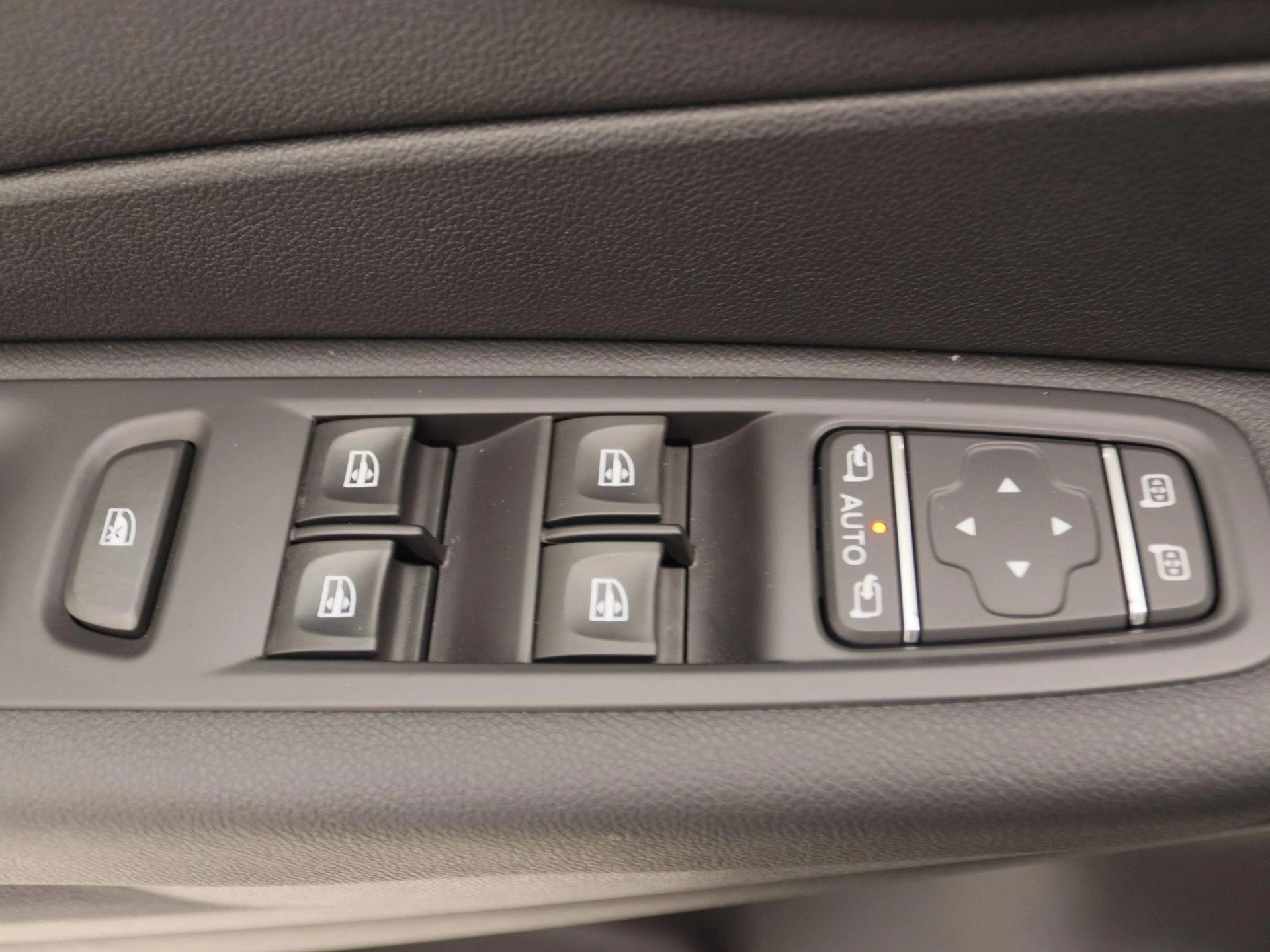 Renault-Captur-image-19