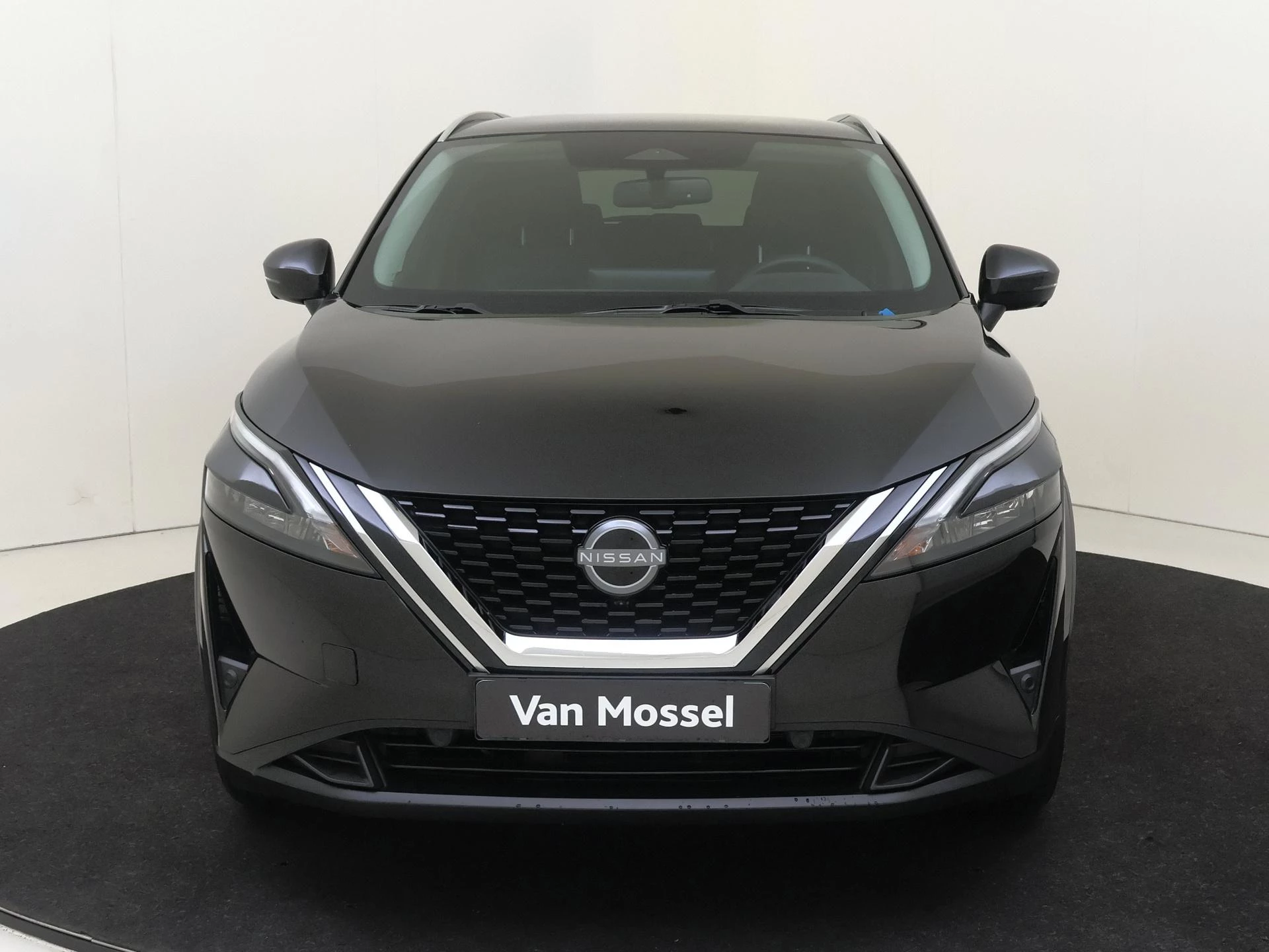 Nissan-QASHQAI-image-5
