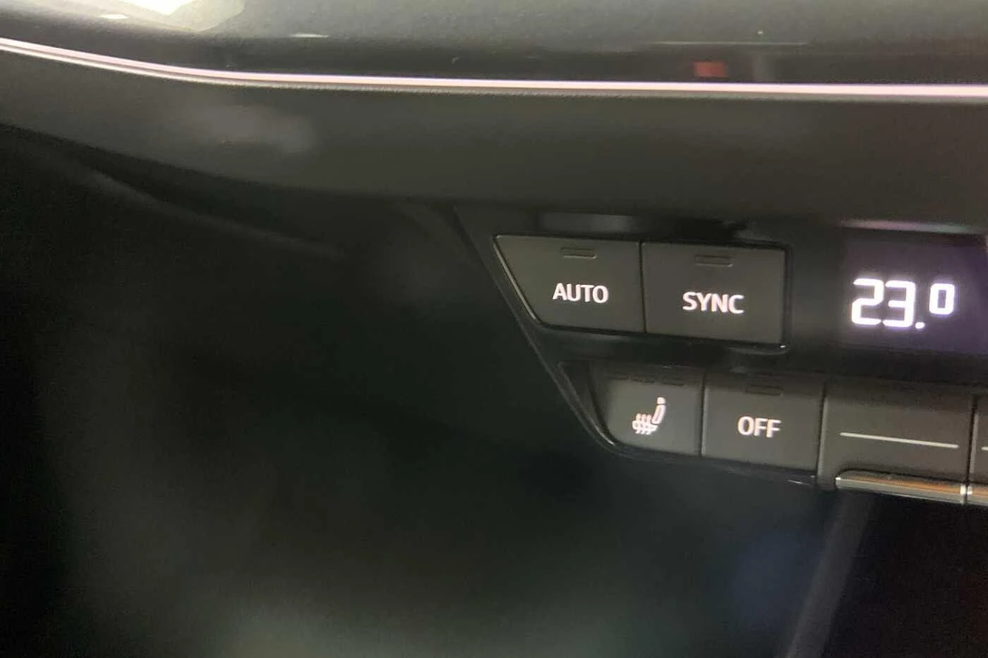 Audi-Q4 Sportback e-tron-image-18