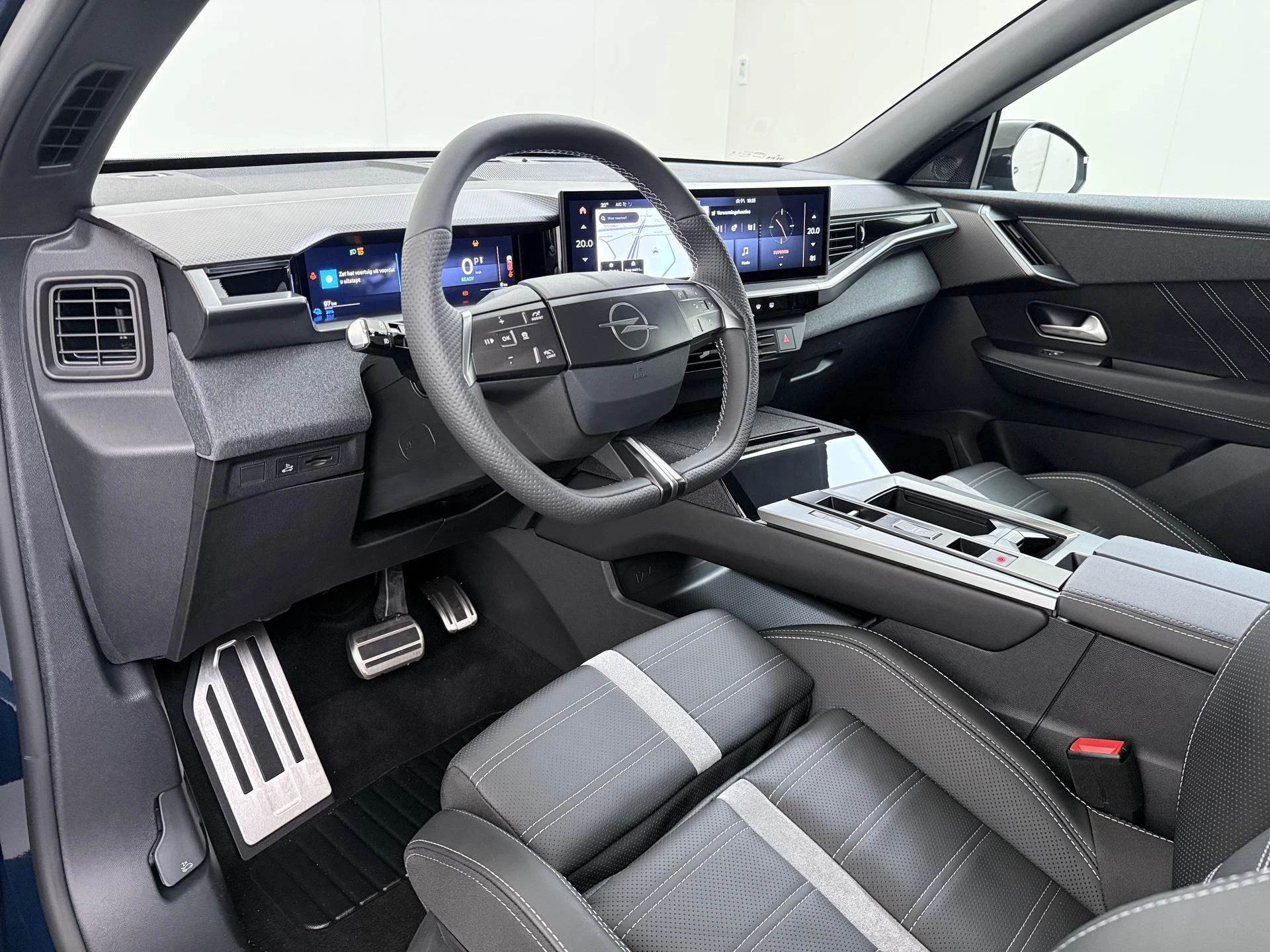 Opel-Grandland-image-12
