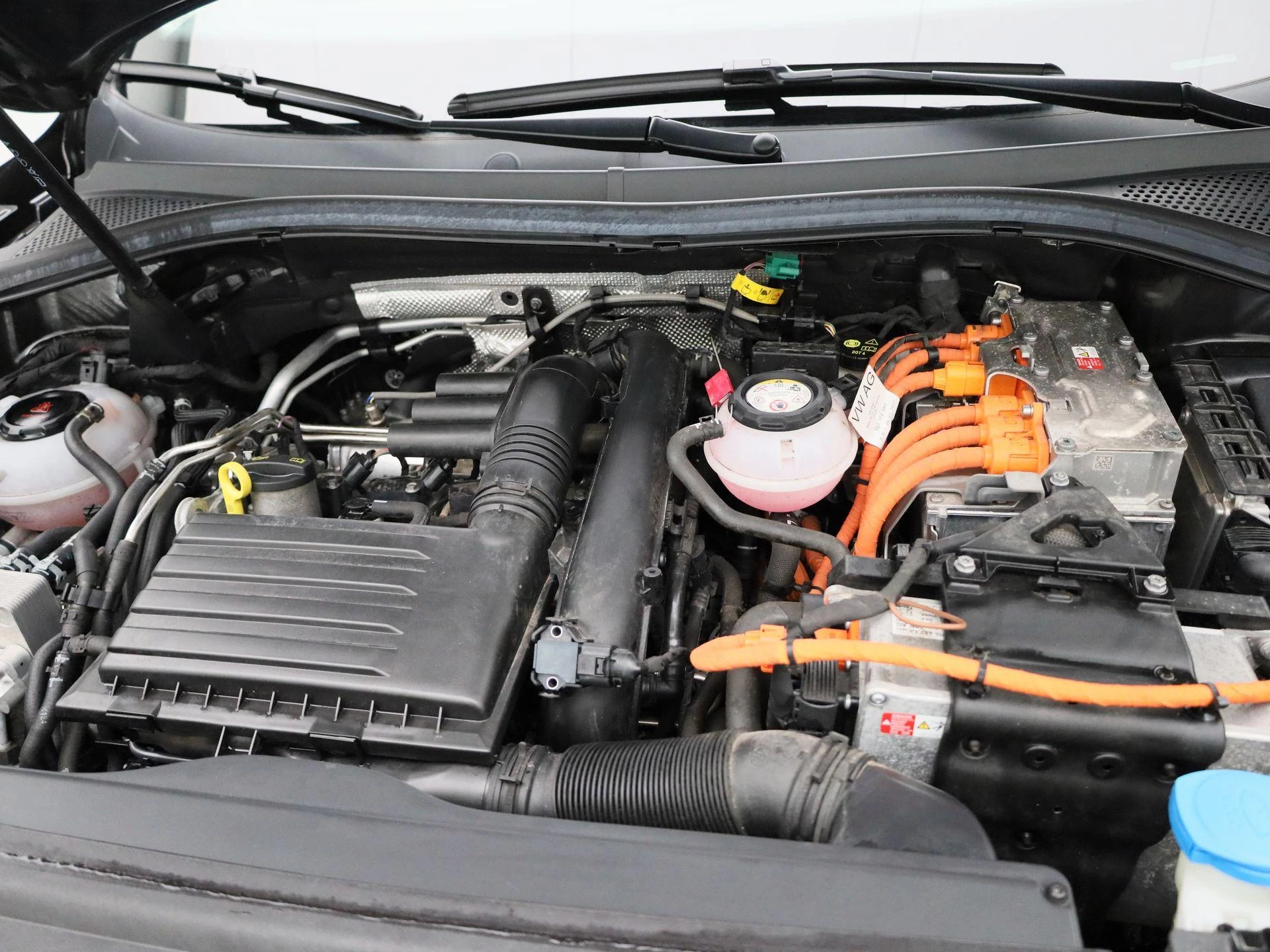 Volkswagen-Tiguan-image-39