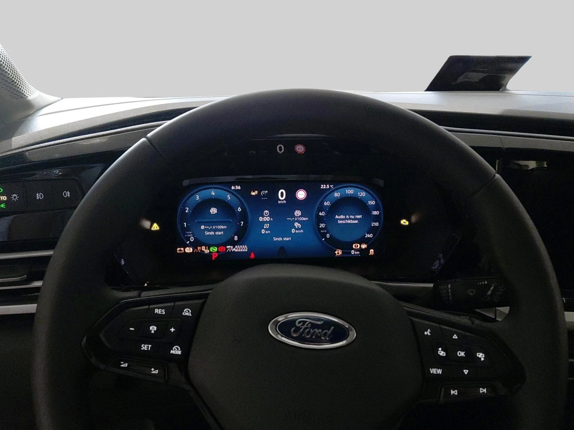 Ford-Tourneo Connect-image-9