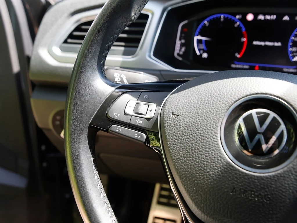 Volkswagen T-Roc 2,0 TDI Style,AHK,R-Line Exterieur,LED,Kamera App Connect,Sitzheizung,Climatronic