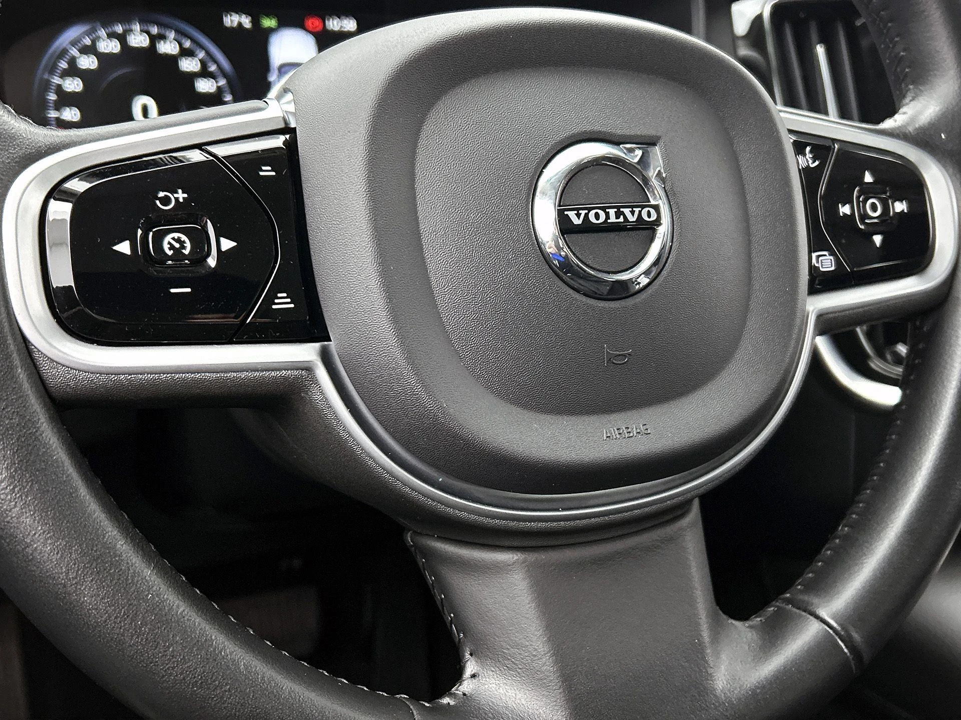 Volvo-V60-image-44