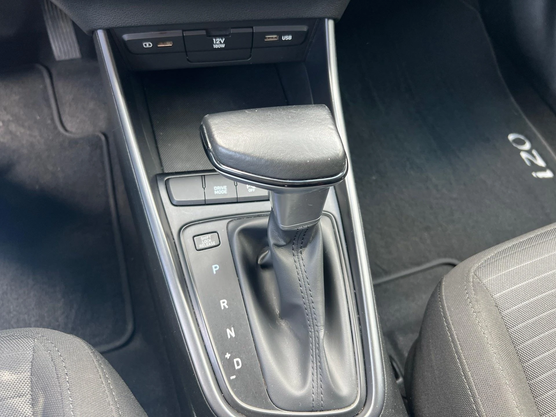 Hyundai i20 1.0 T-GDi 7-DCT 74kW Twist