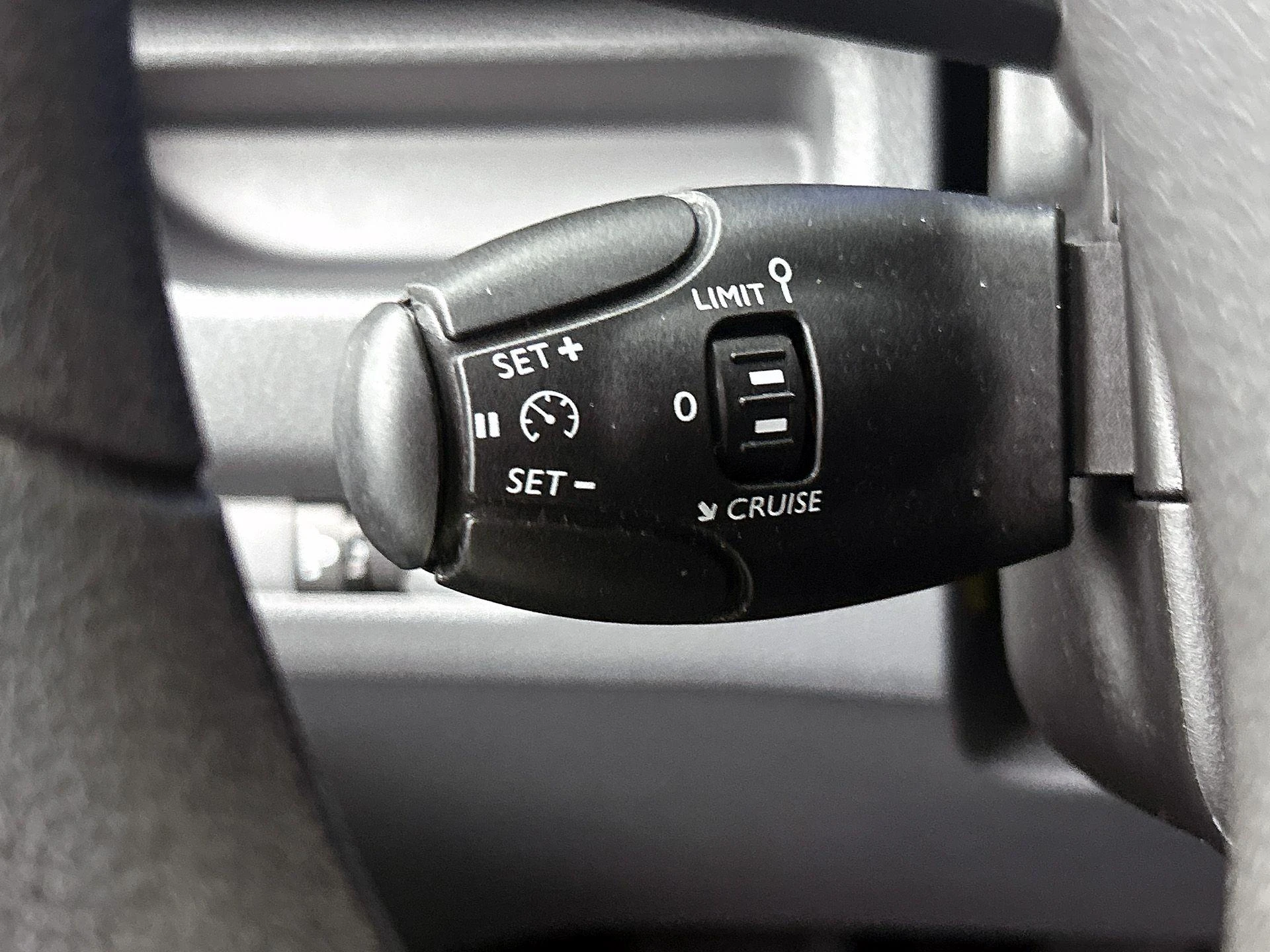 Opel-Vivaro-e-image-5