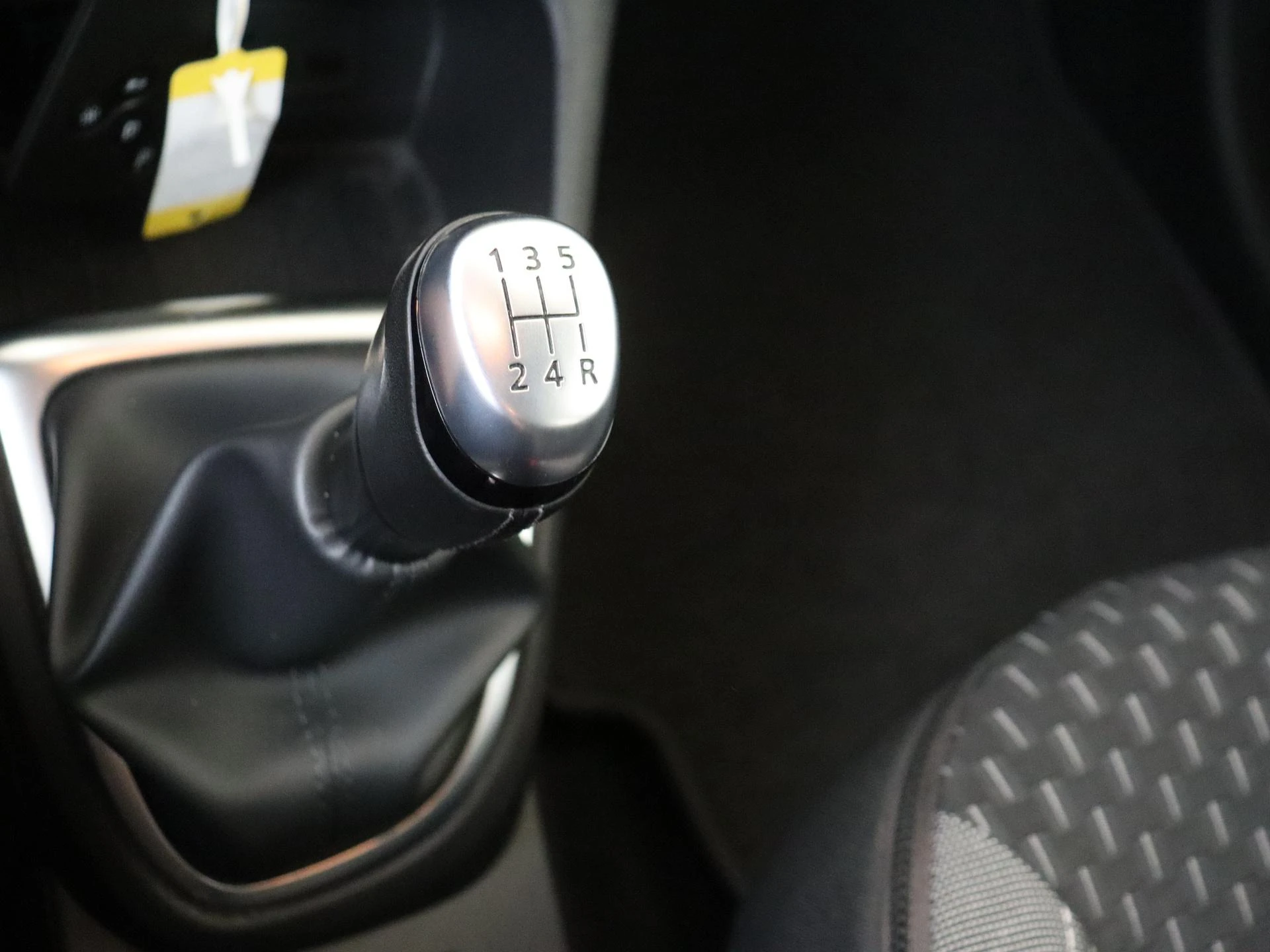 Renault-Captur-image-14