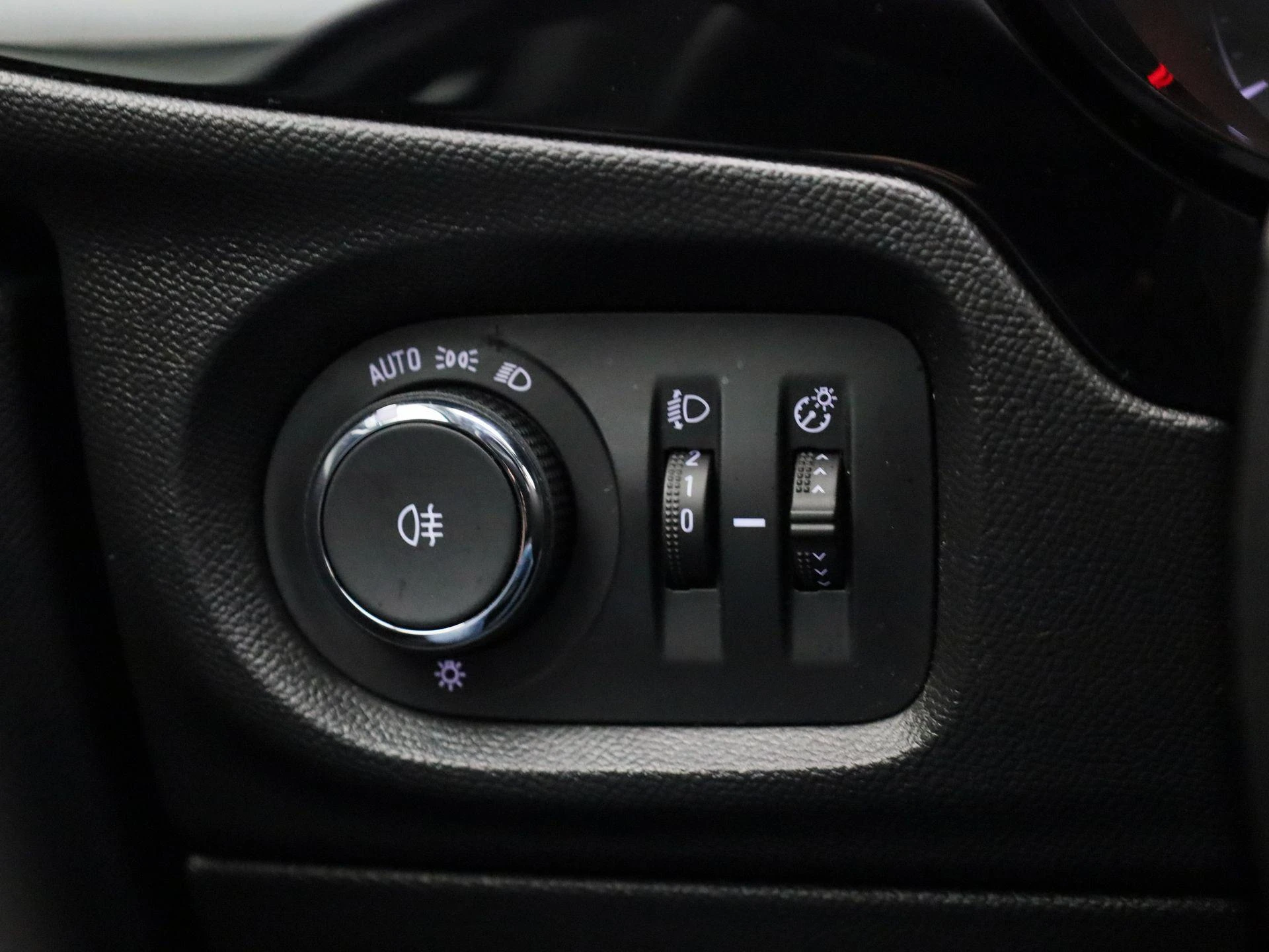 Opel-Corsa-image-20