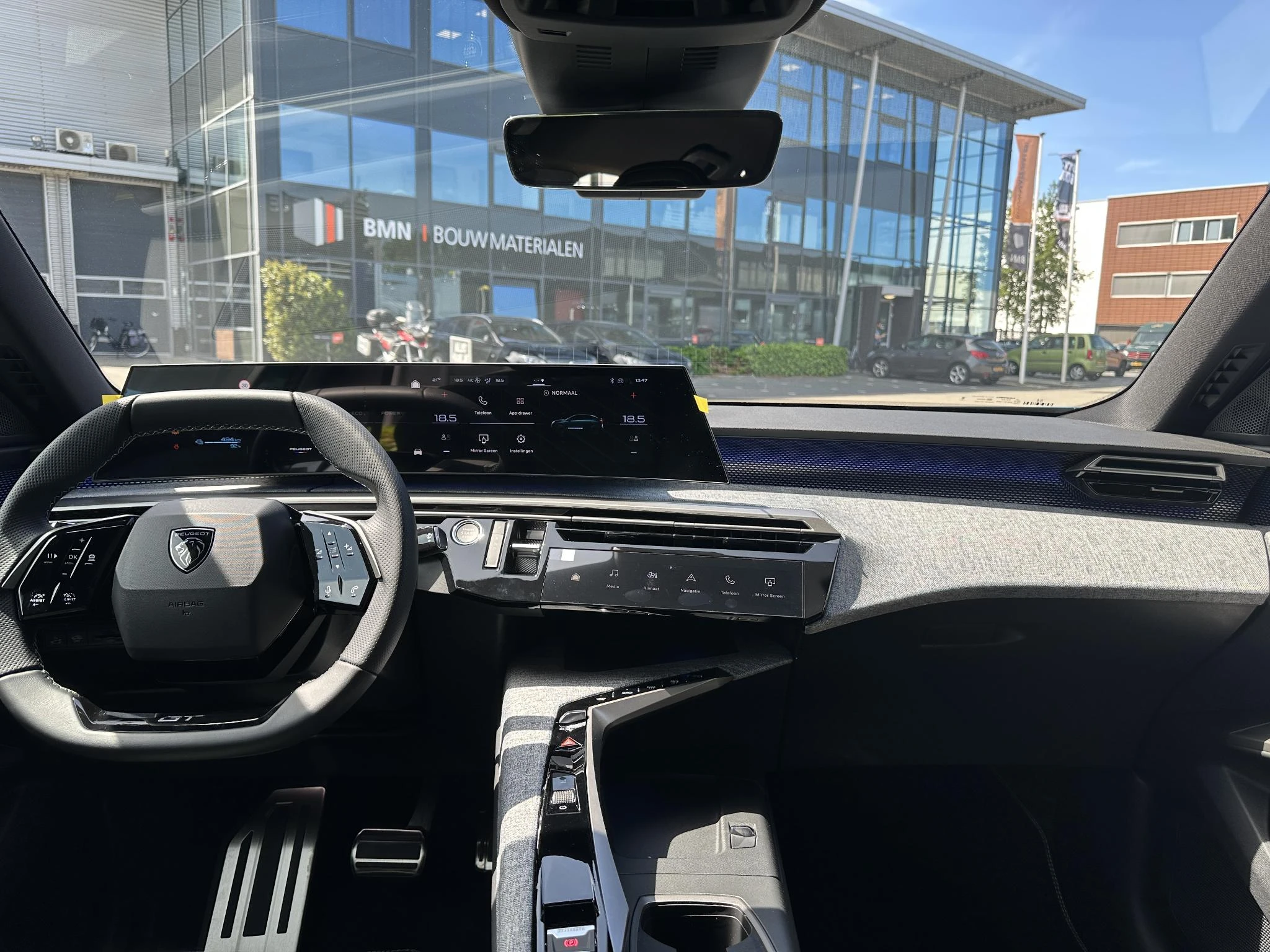 Peugeot-e-3008-image-15