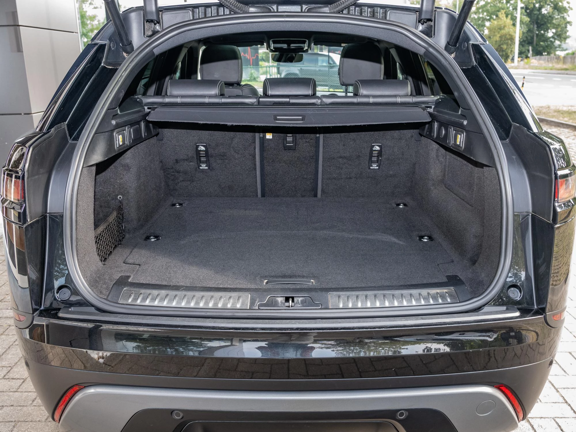 Land Rover Range Rover Velar P400e SE AWD Auto. 23MY