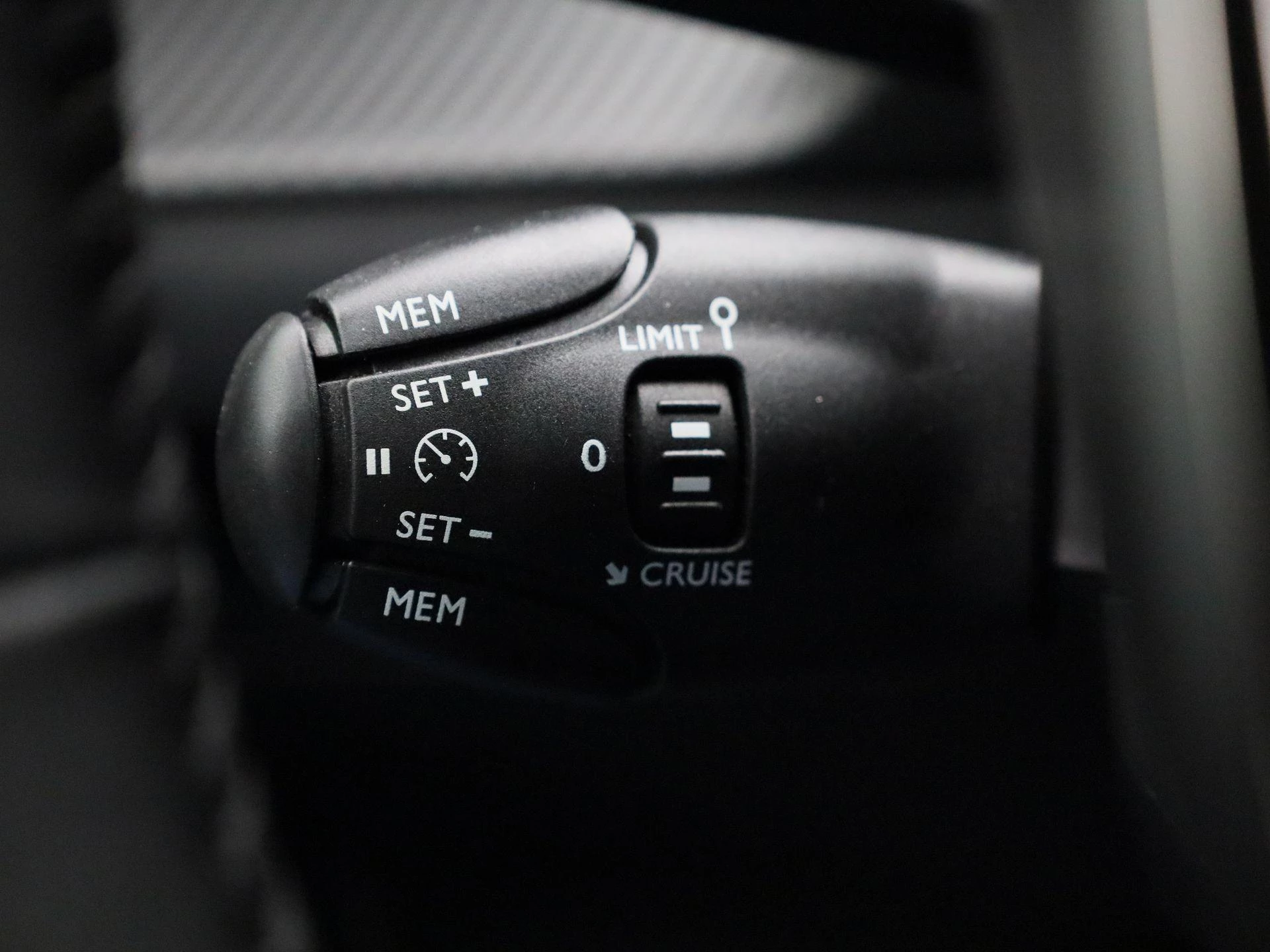 Peugeot-2008-image-22