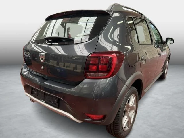 Dacia-Sandero Stepway-image-4