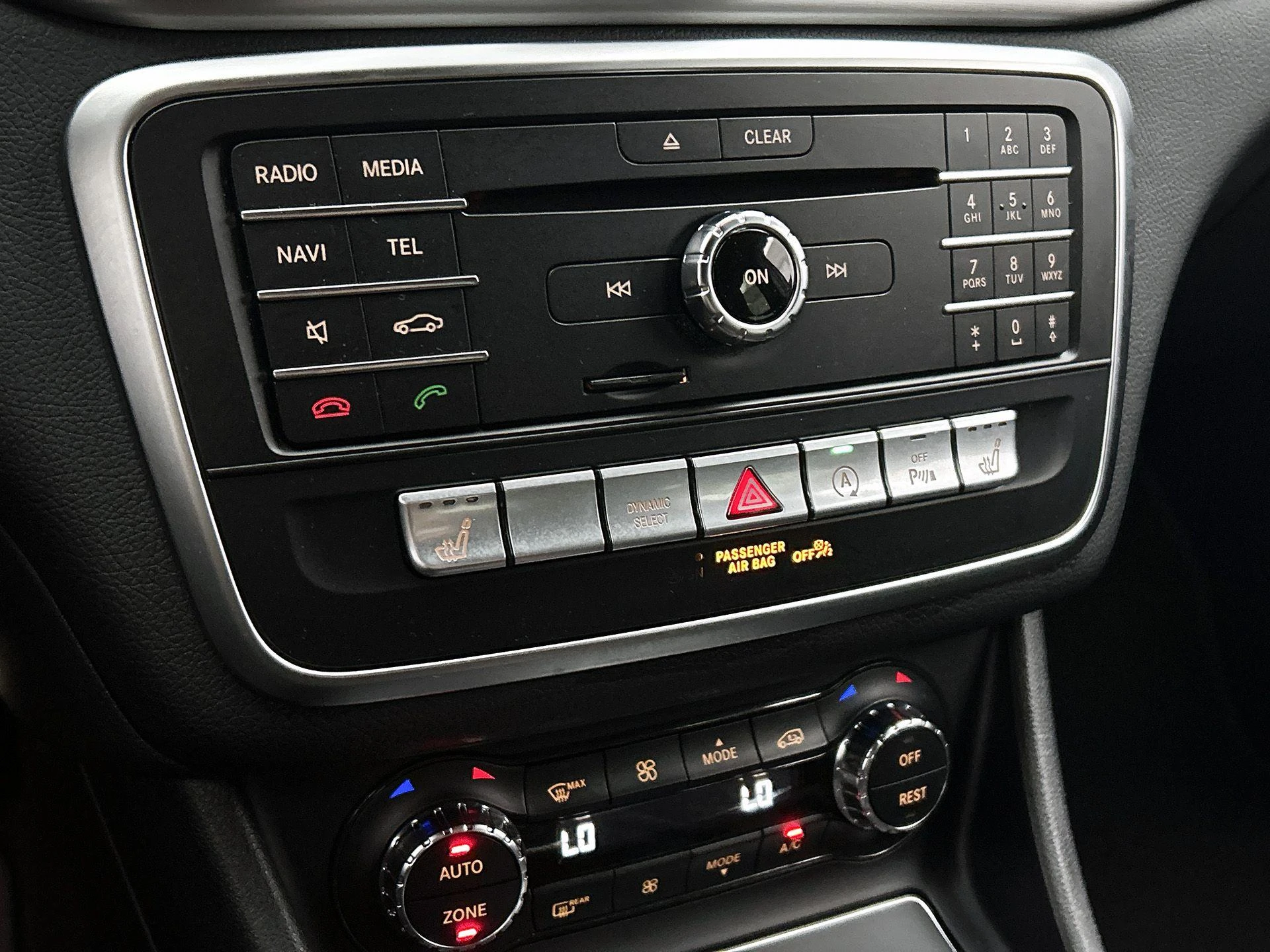 Mercedes-Benz-GLA-image-6