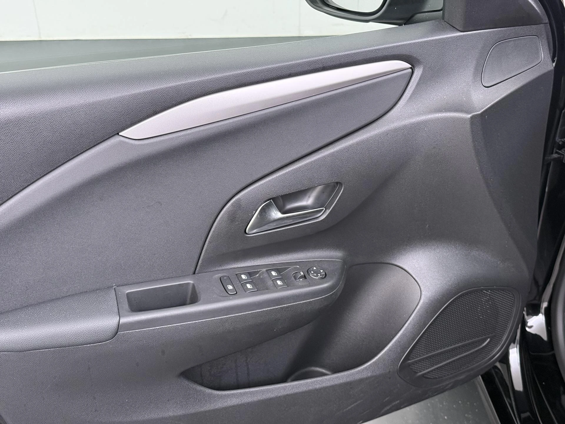 Opel-Corsa-image-18