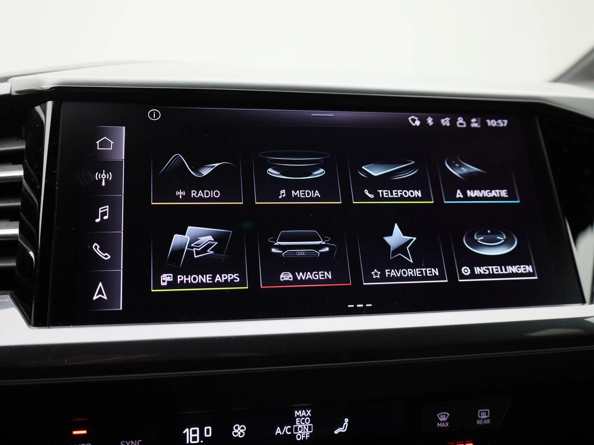 Audi-Q4 e-tron-image-27