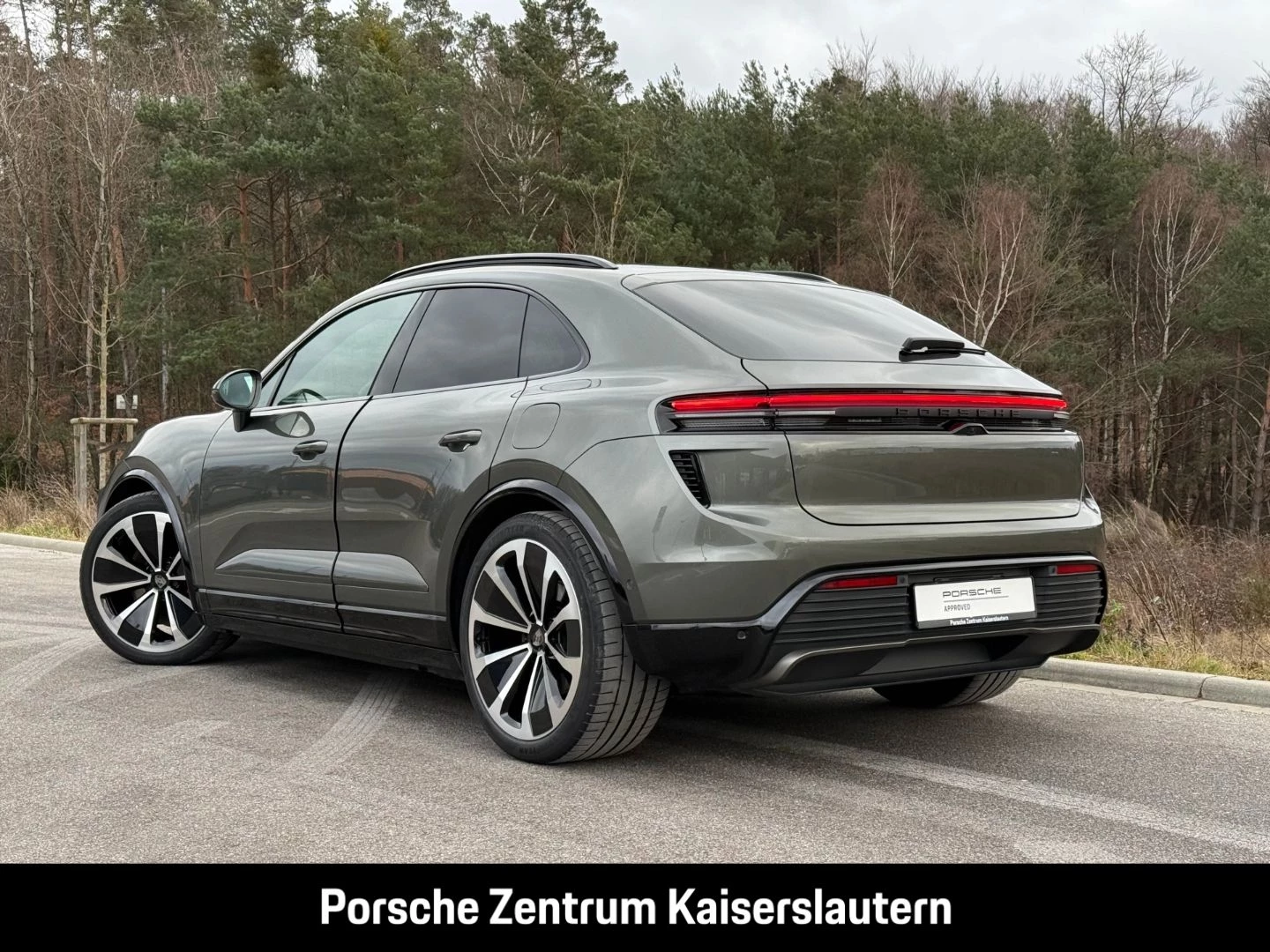 Porsche Macan Turbo 22-Zoll Rückfahrkamera LED-Matrix turbo
