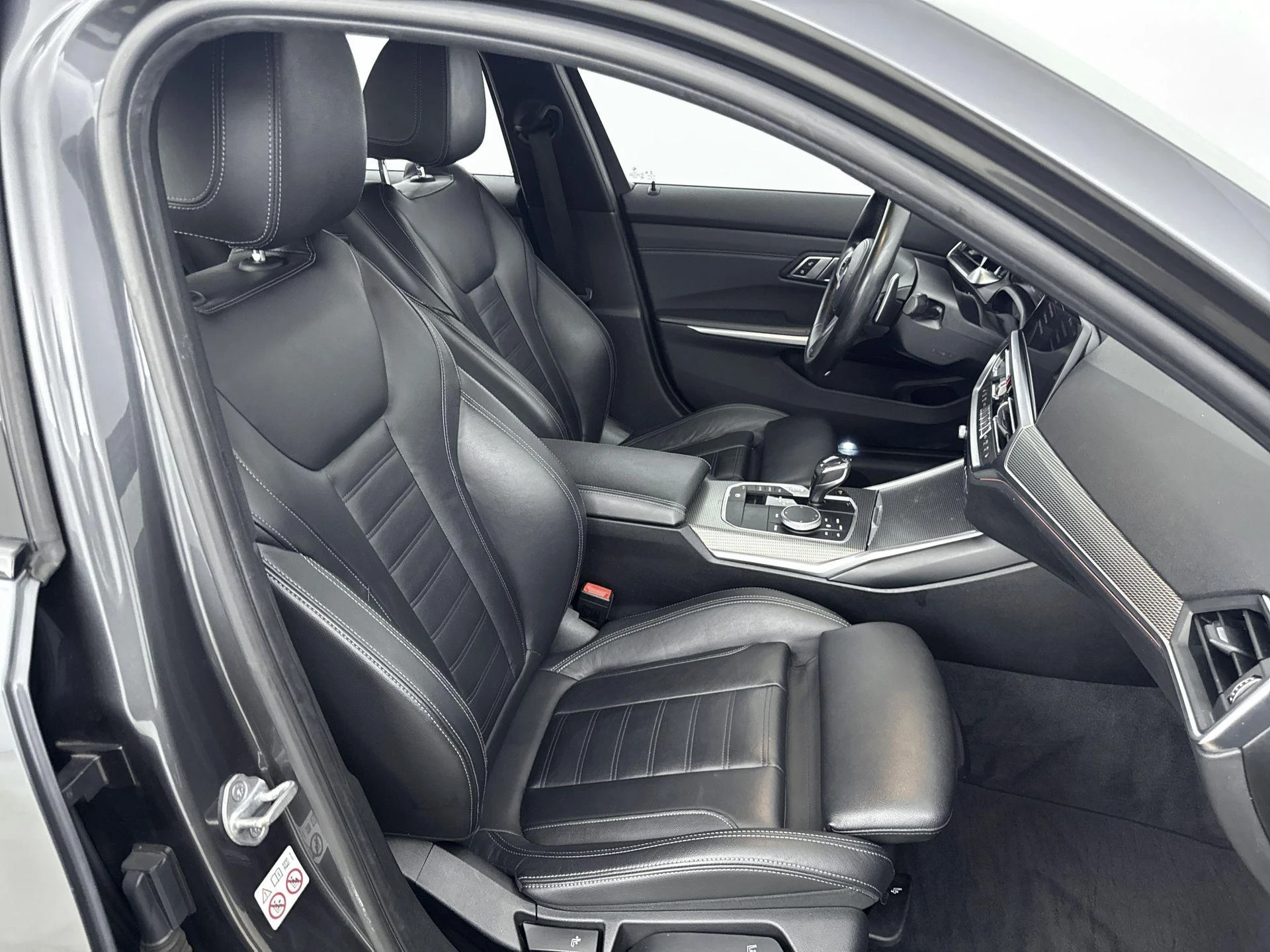 BMW-3 Serie-image-23
