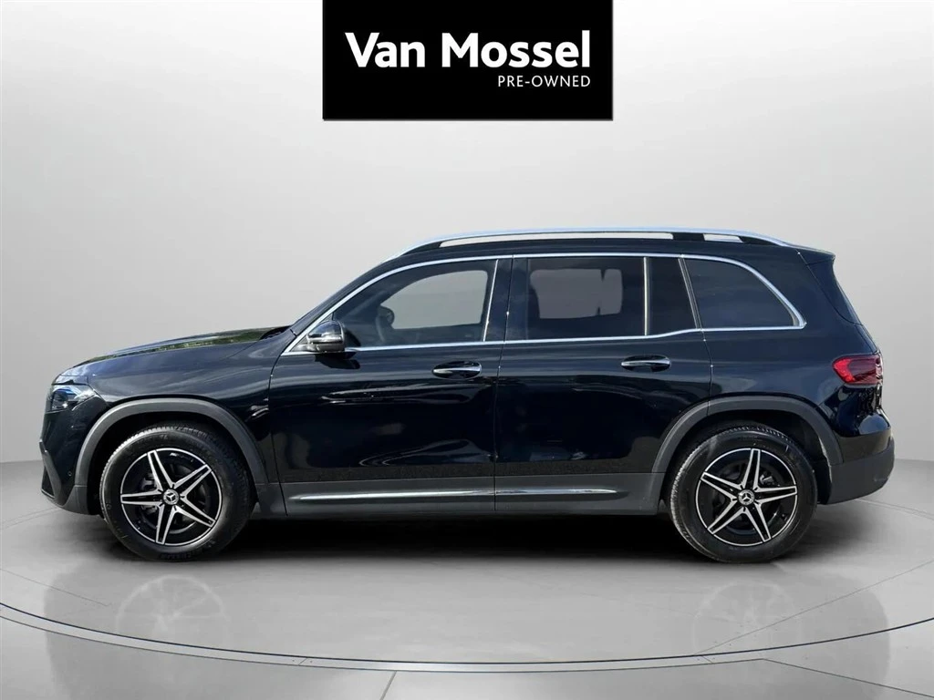 Mercedes-Benz-EQB-image-7