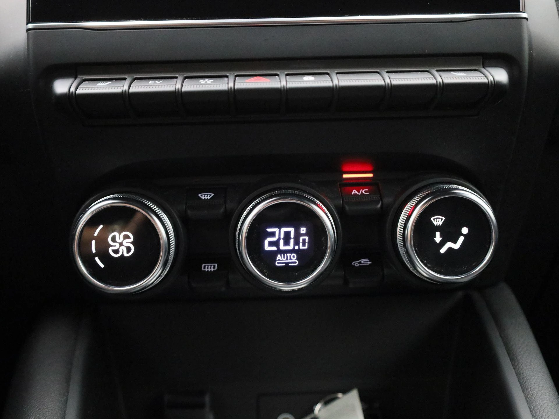 Renault Captur - 19