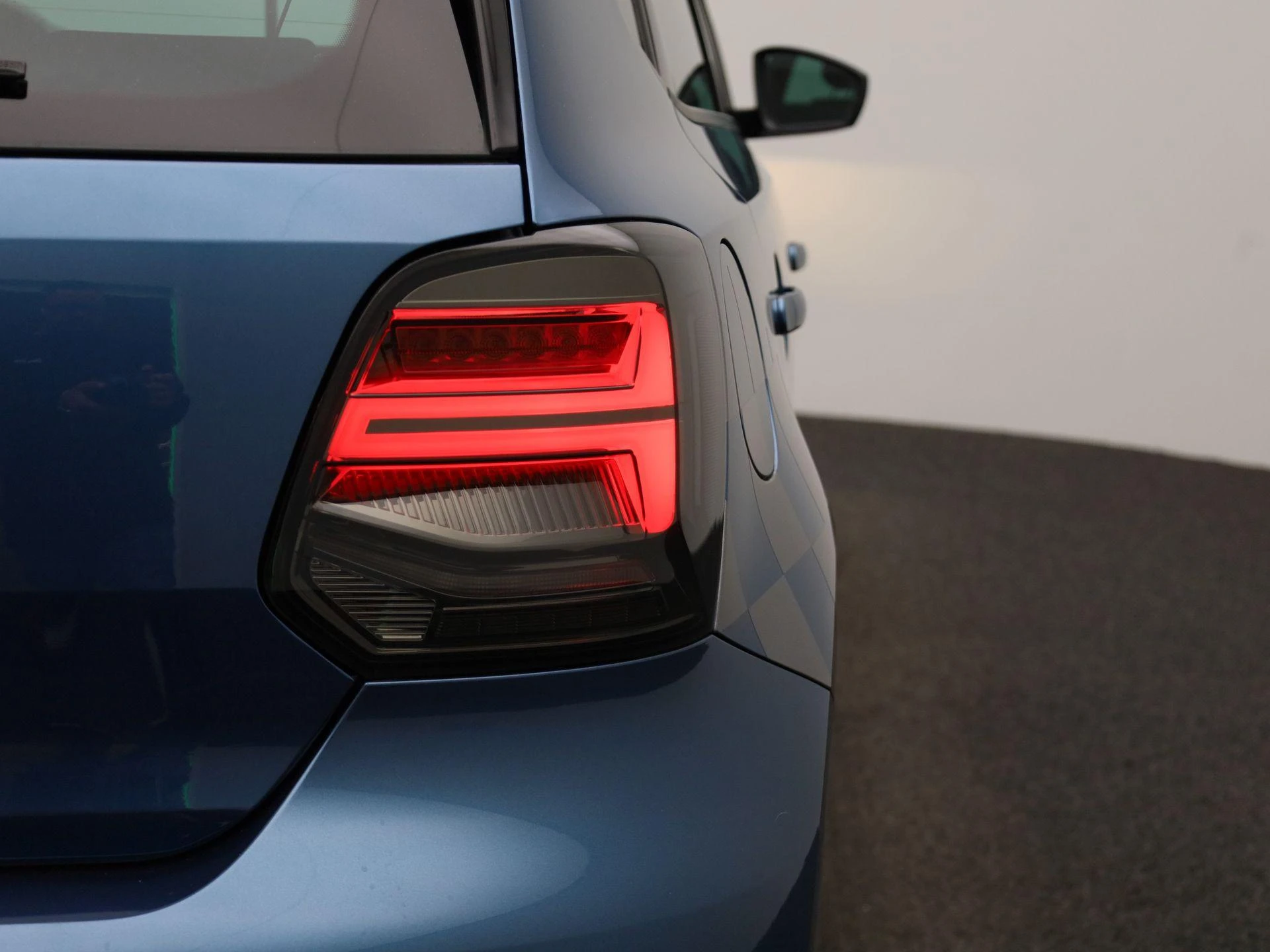 Volkswagen-Polo-image-30