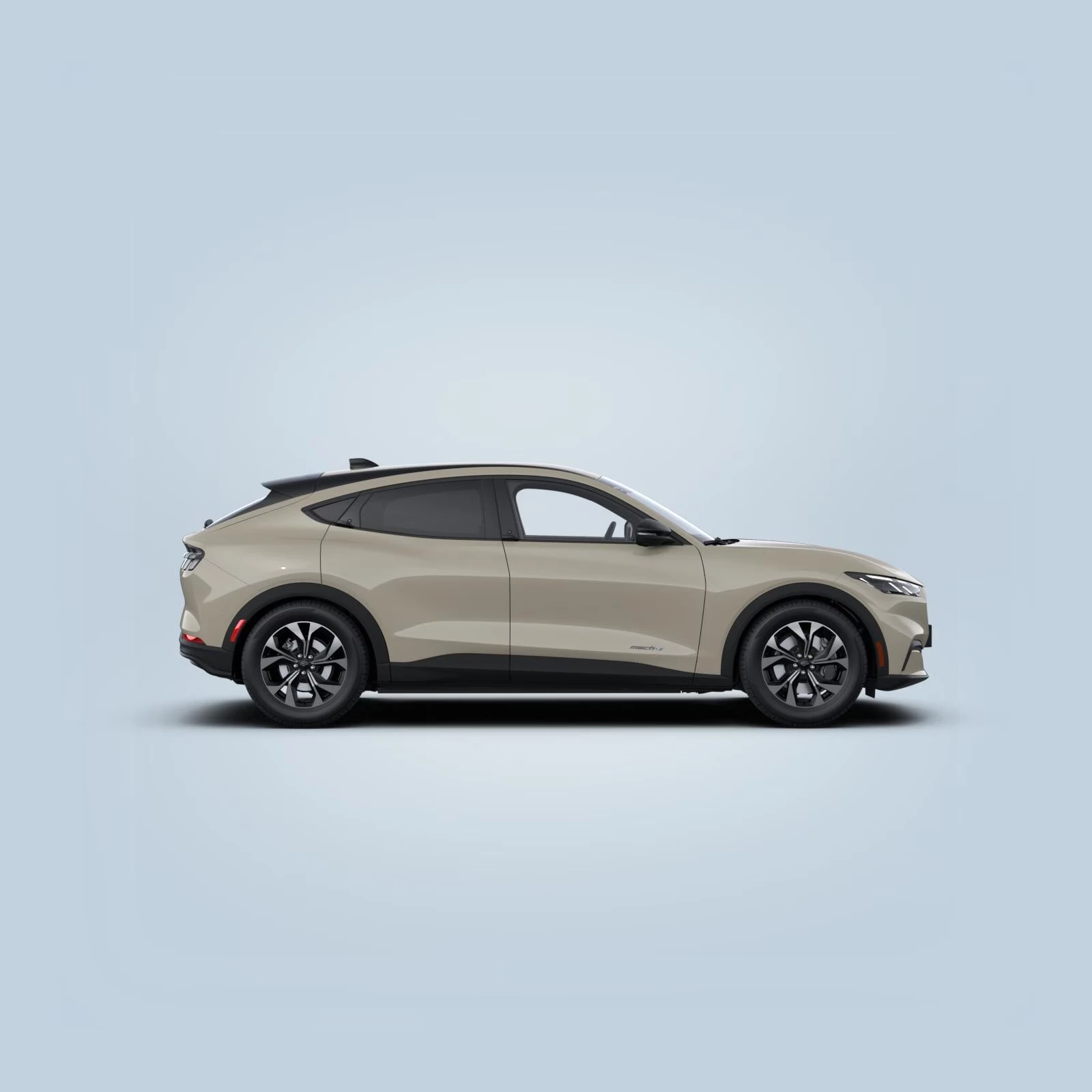 Ford Mustang Mach-E Standard RWD 73 kWh