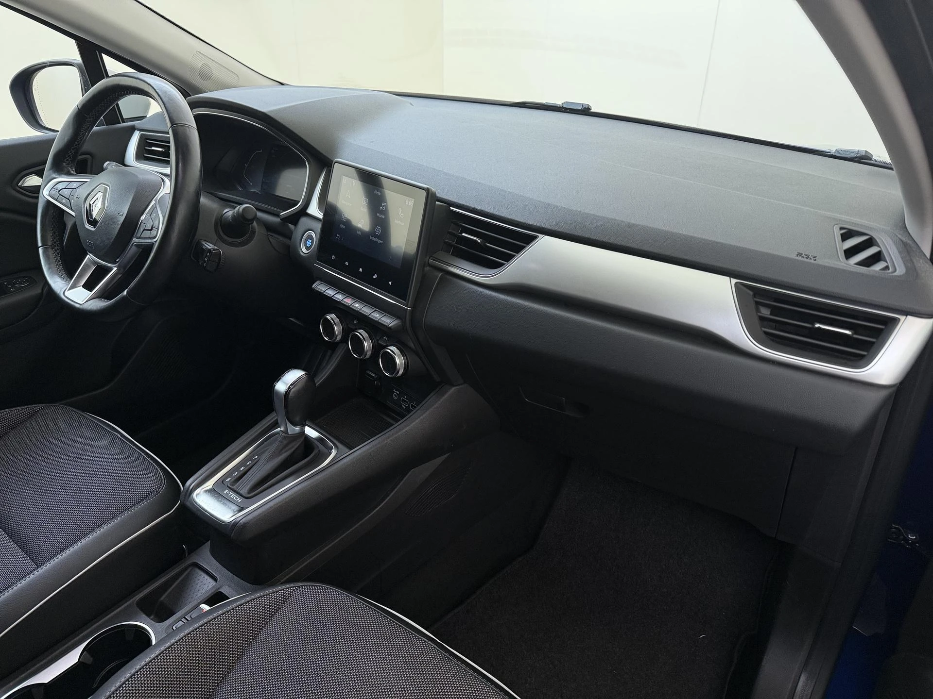 Renault-Captur-image-4
